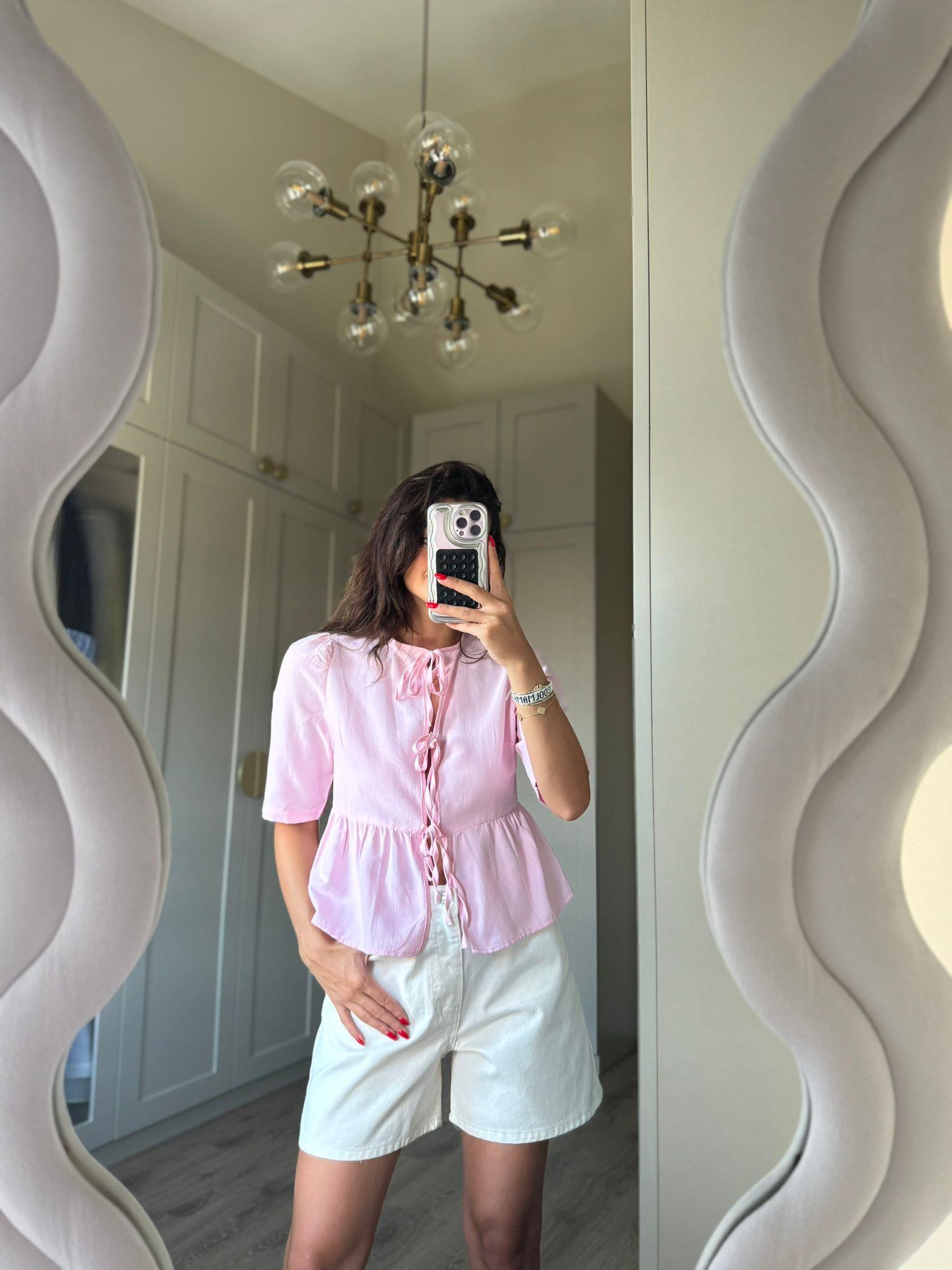 Pembe Yakasız Bağlamalı Kısa Kol Gömlek