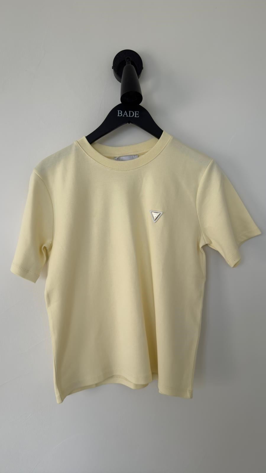 Sarı Üçgen Marka Model Basic Tişört