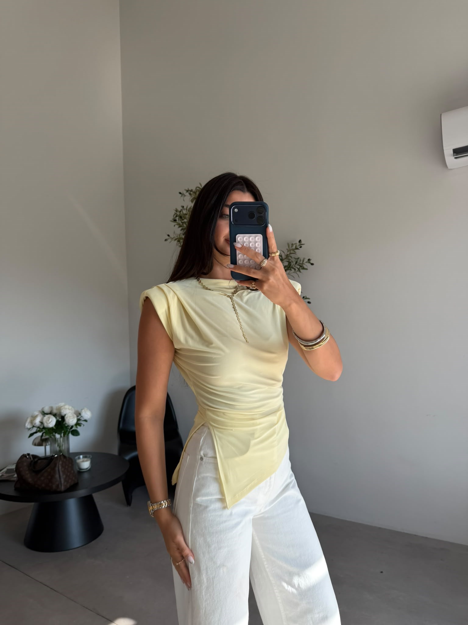 Sarı Vatkalı Yırtmaçlı Bluz