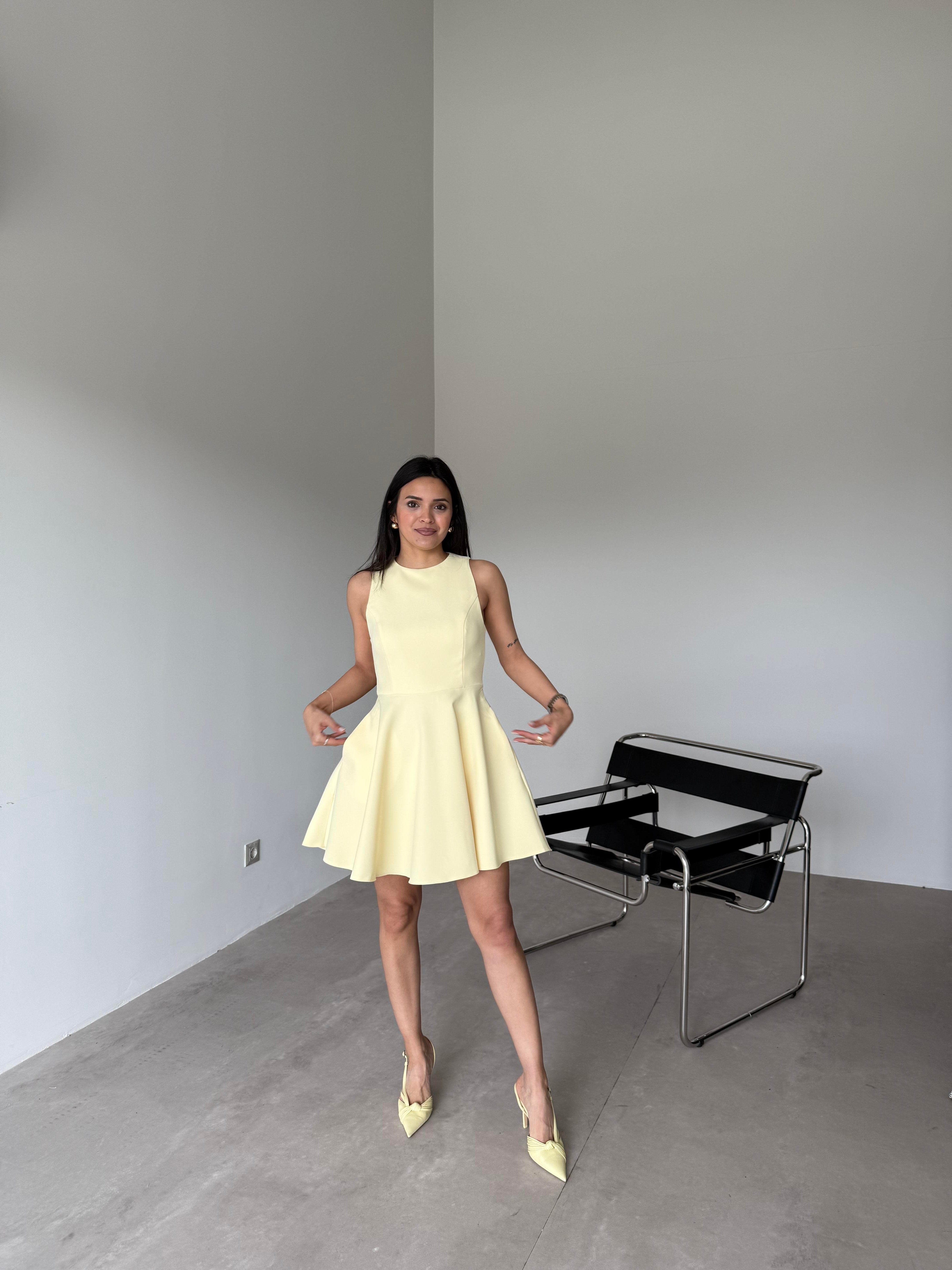 Sarı Volanlı Mini Elbise