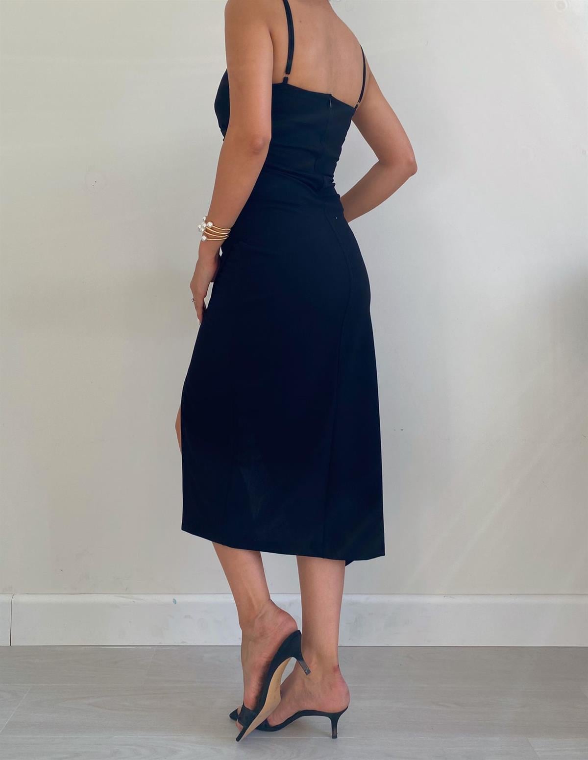Siyah Askılı Drape Elbise