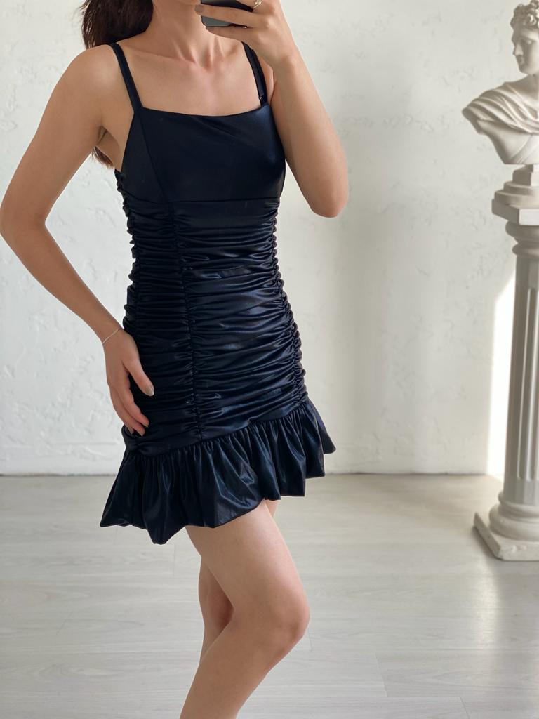 Siyah Askılı Drape Elbise