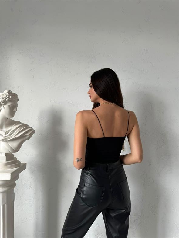 Siyah Beyaz Askılı İp Askılı 2'li Kısa Tina Crop