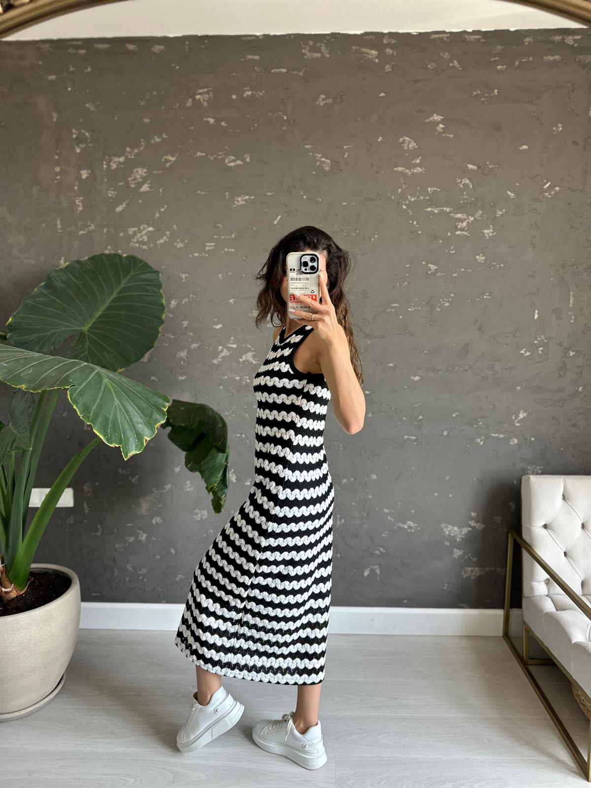 Siyah Beyaz Örgü Elbise