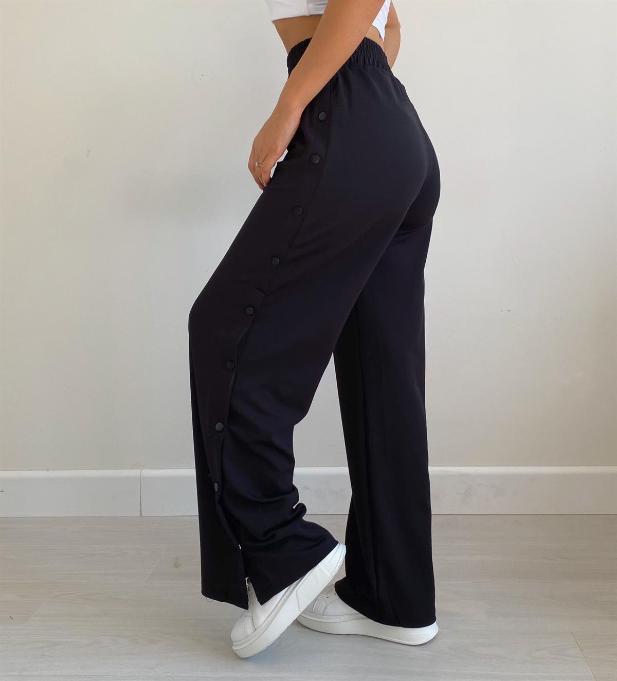 Siyah Çıtçıt Detaylı Bol Paça Pantolon