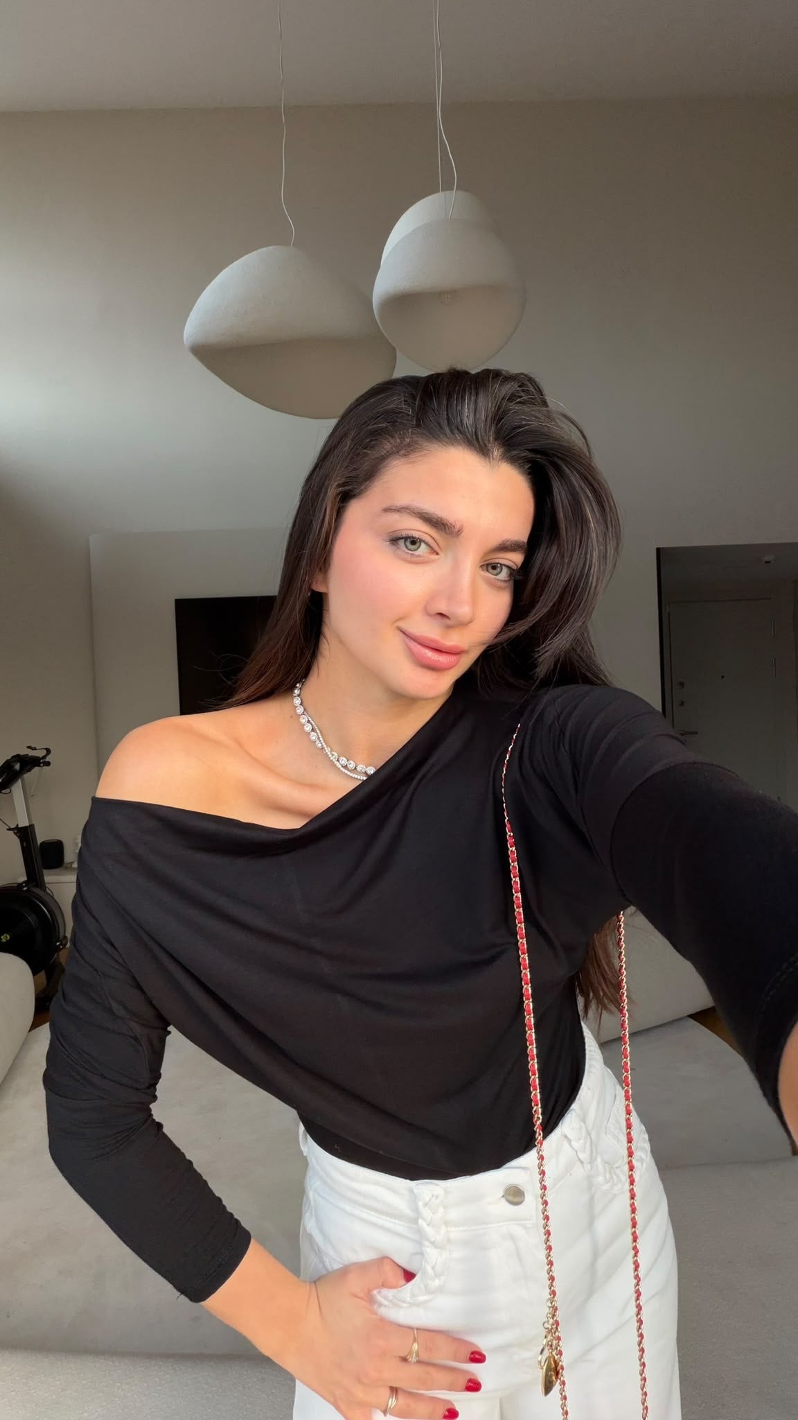 Siyah Düşük Omuz Luna Bluz