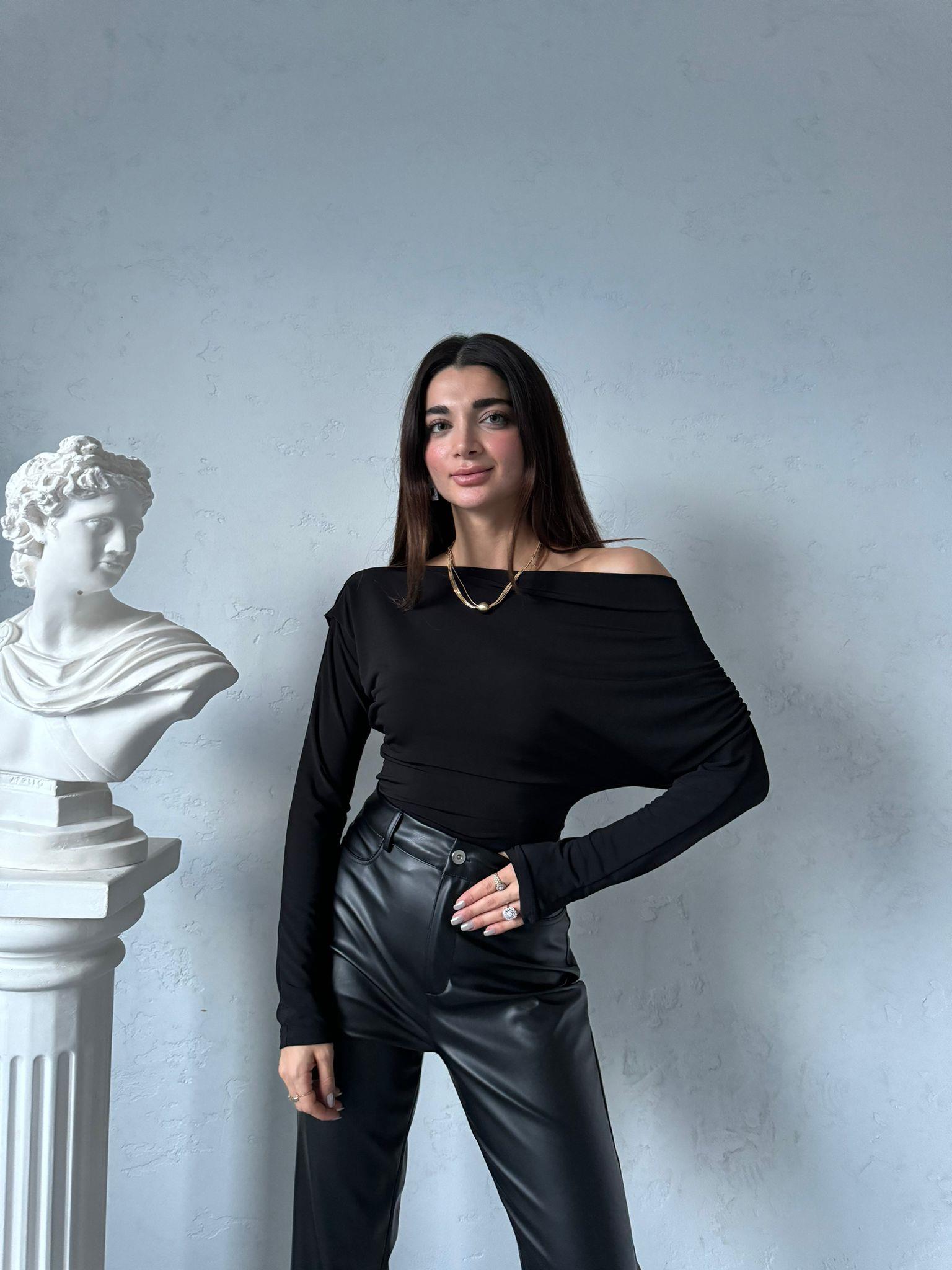 Siyah Düşük Omuz Yarasa Kol Bluz