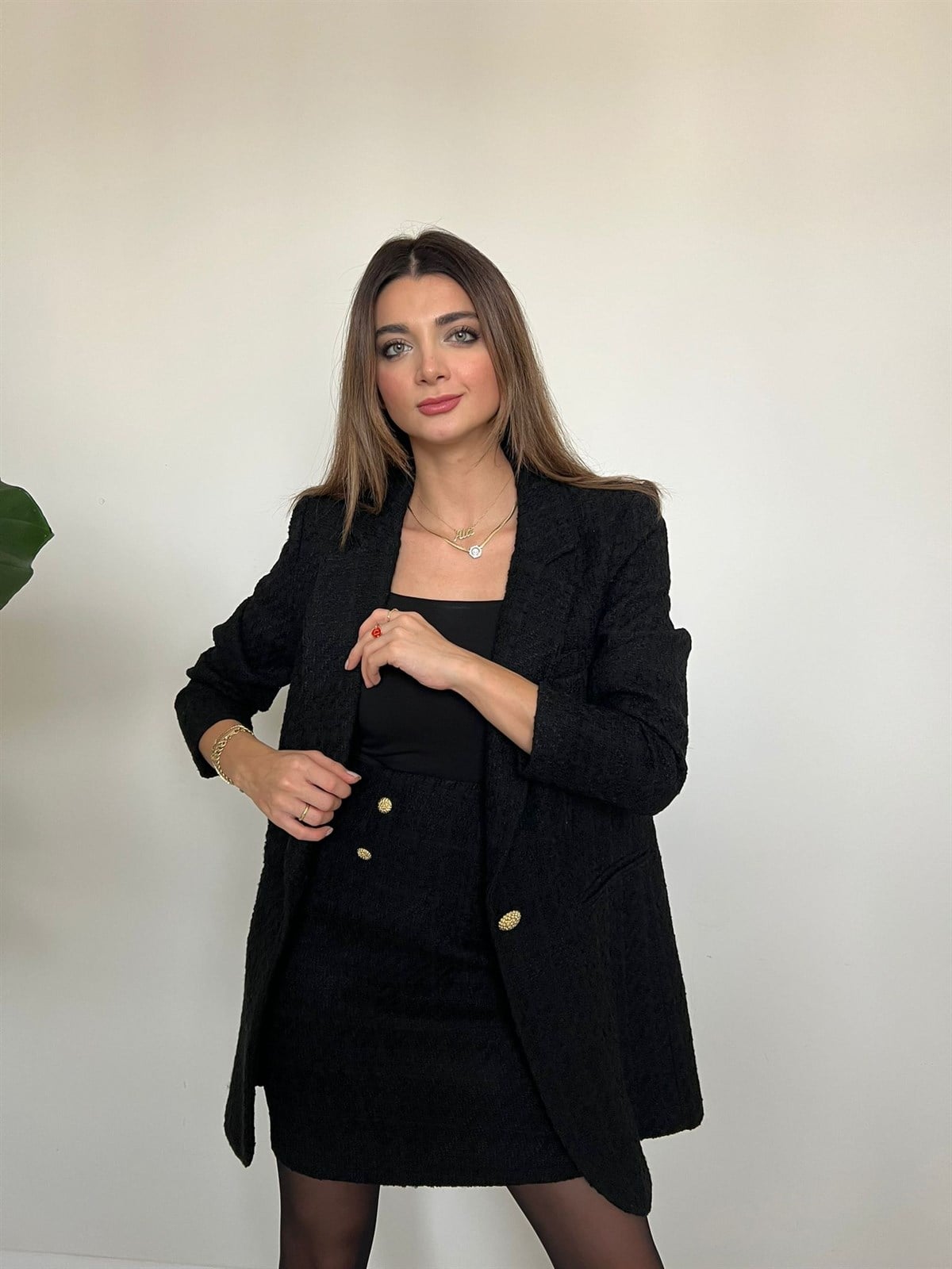 Siyah Etekli Tüvit Takım