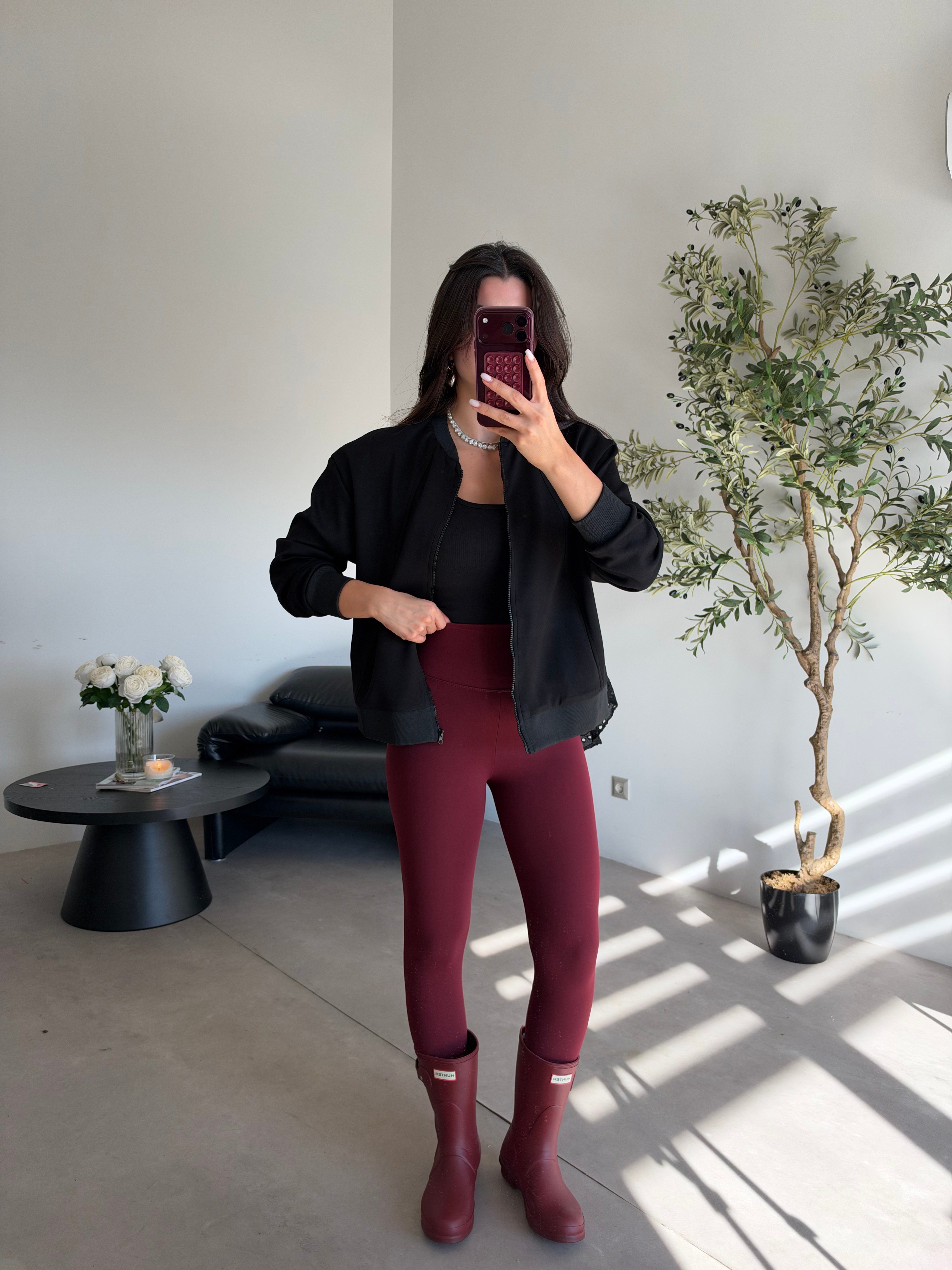 Siyah Fermuarlı Fistolu Sweat