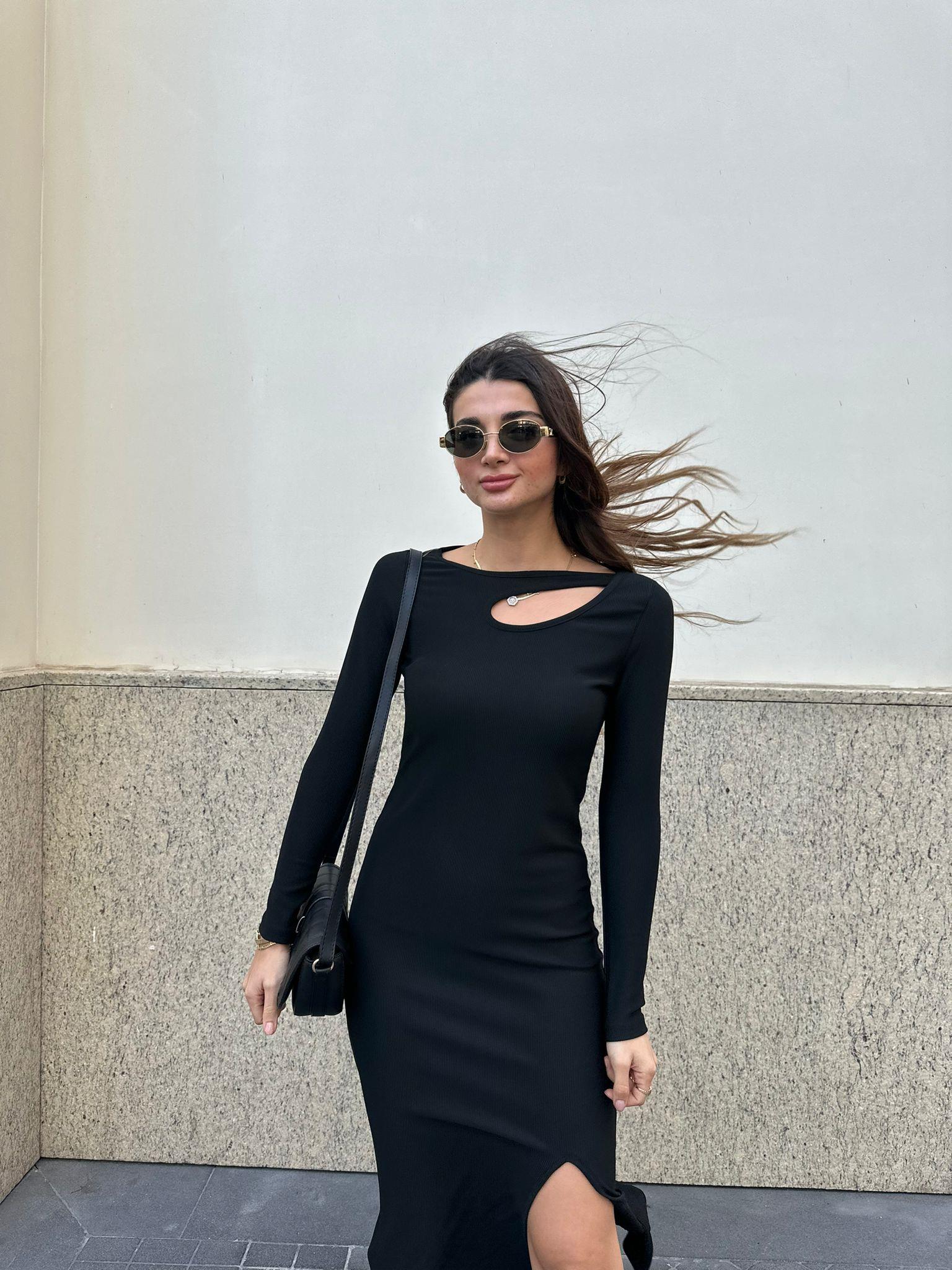 Siyah Fitilli Dekolteli Elbise