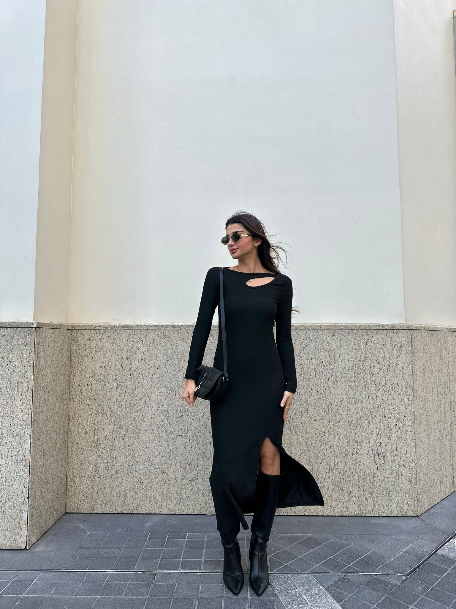 Siyah Fitilli Dekolteli Elbise