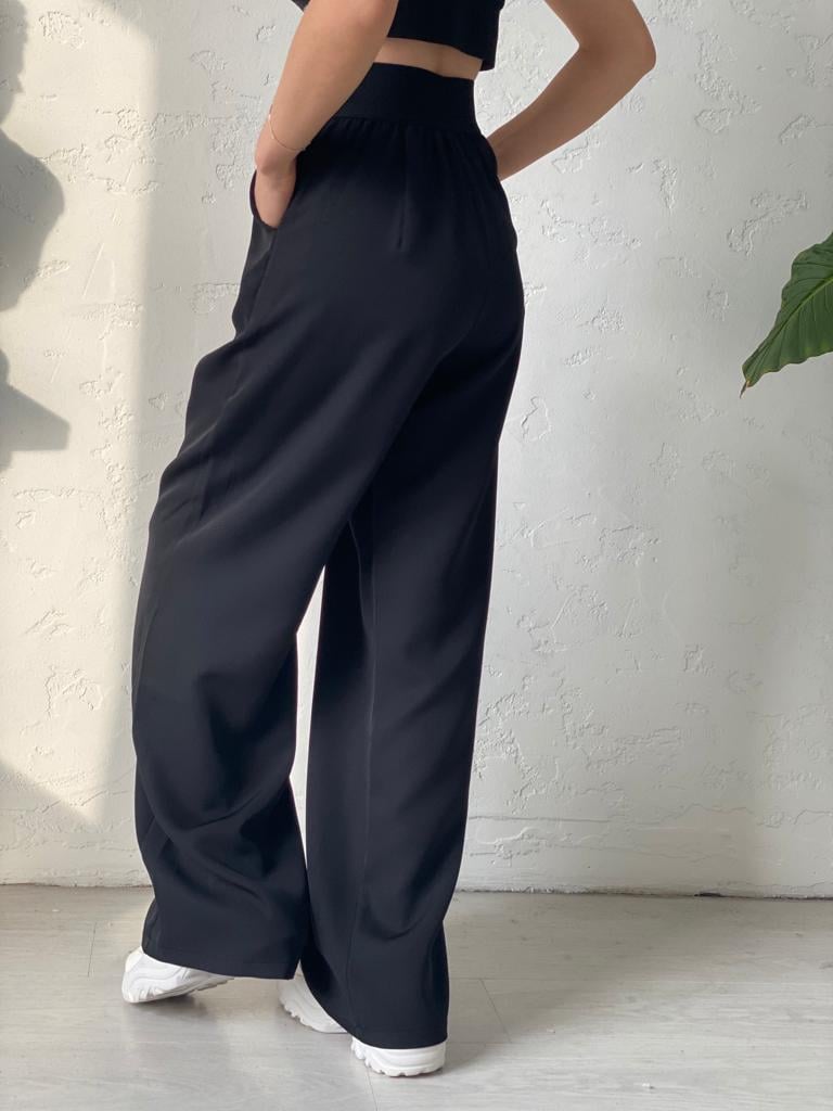 Siyah Javed Crop Takım