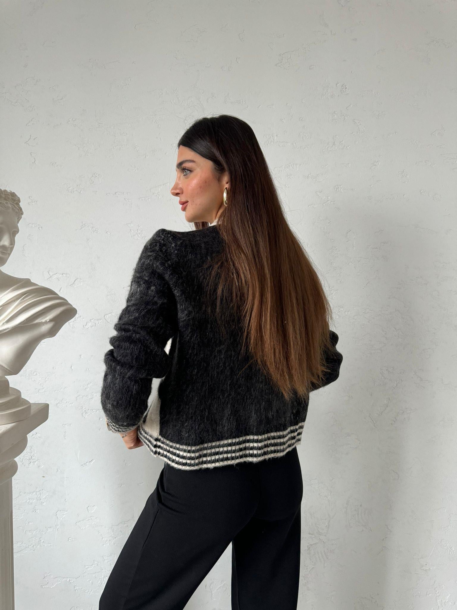 Siyah Krem Vintage Hırka