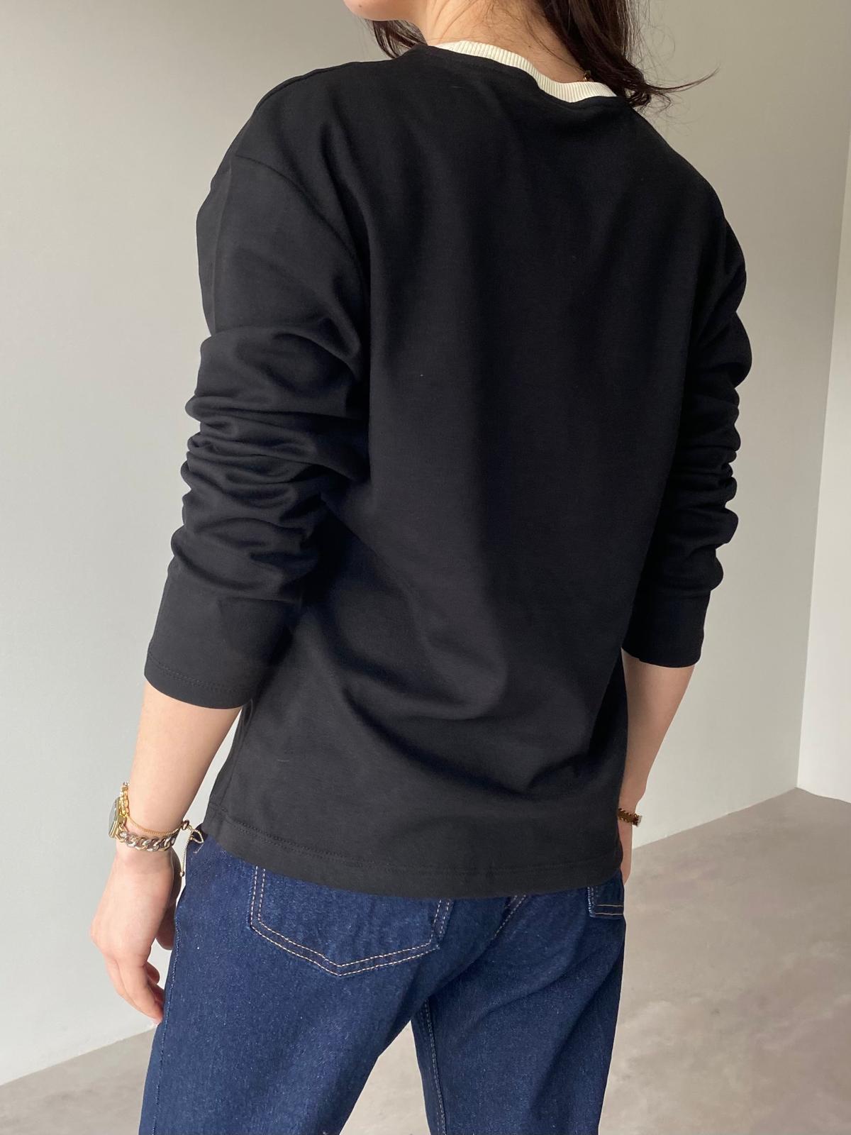 Siyah Krem Yaka Detaylı Basic Bluz
