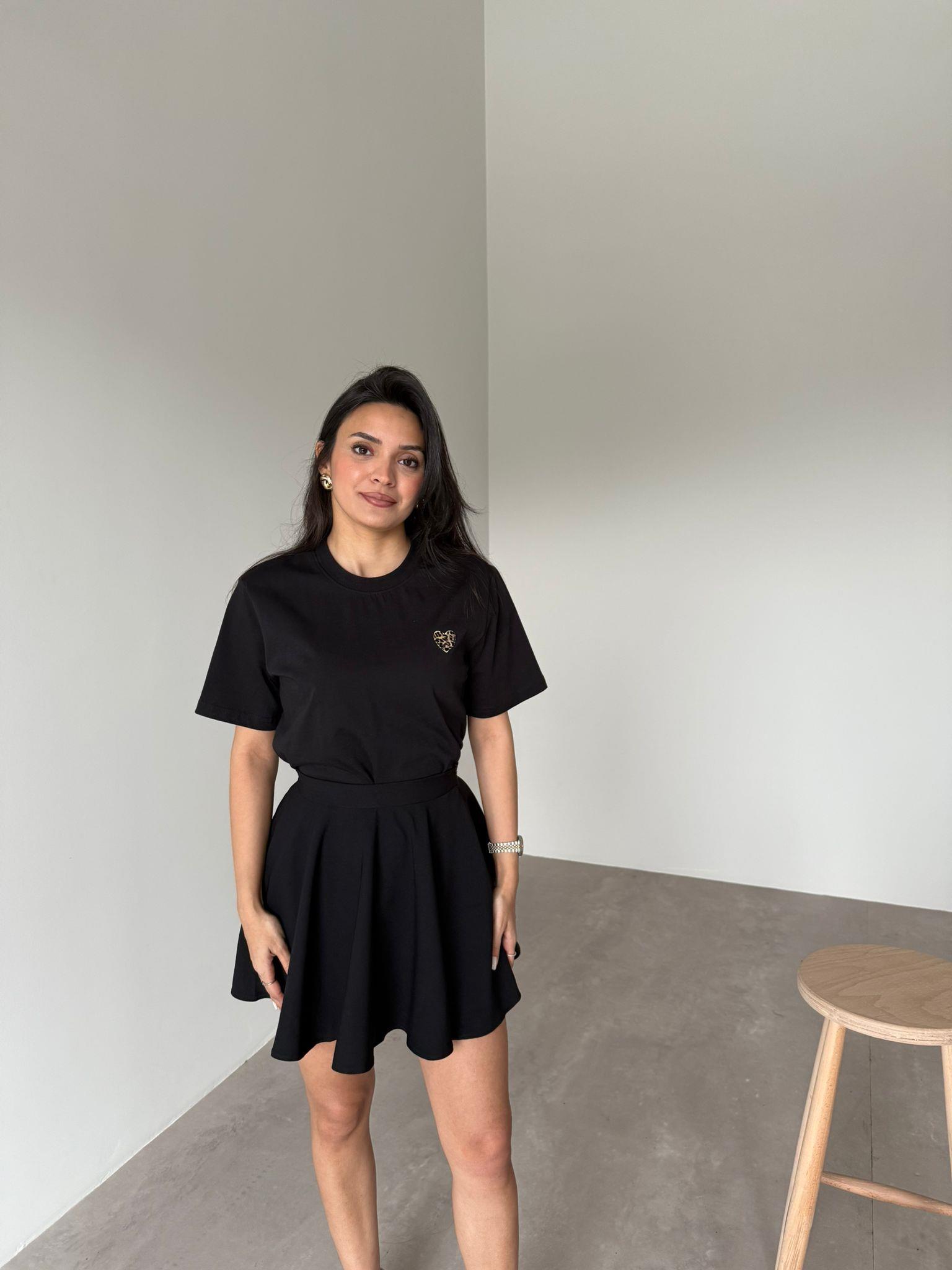Siyah Leopar Kalpli Basic Tişört