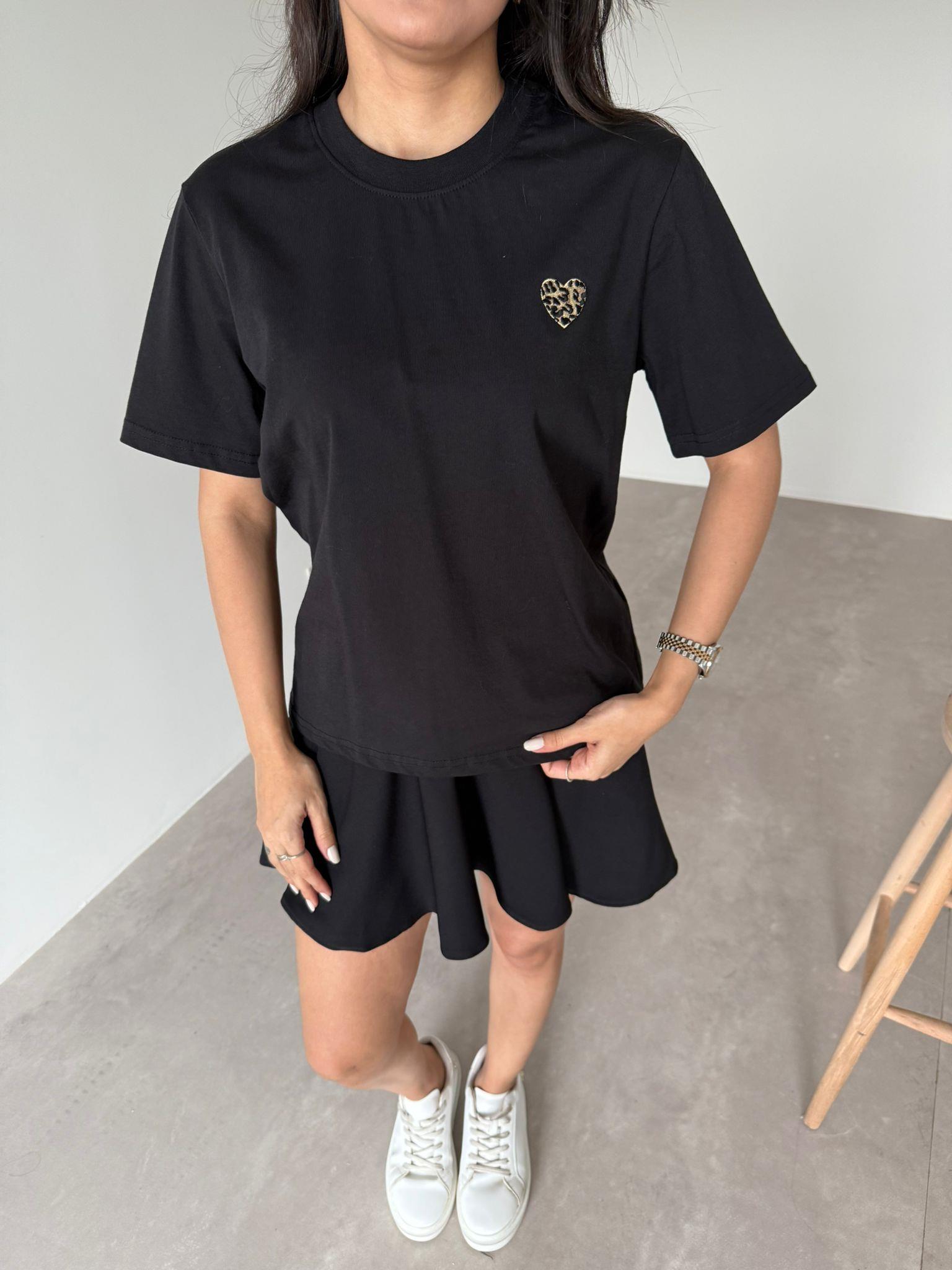 Siyah Leopar Kalpli Basic Tişört