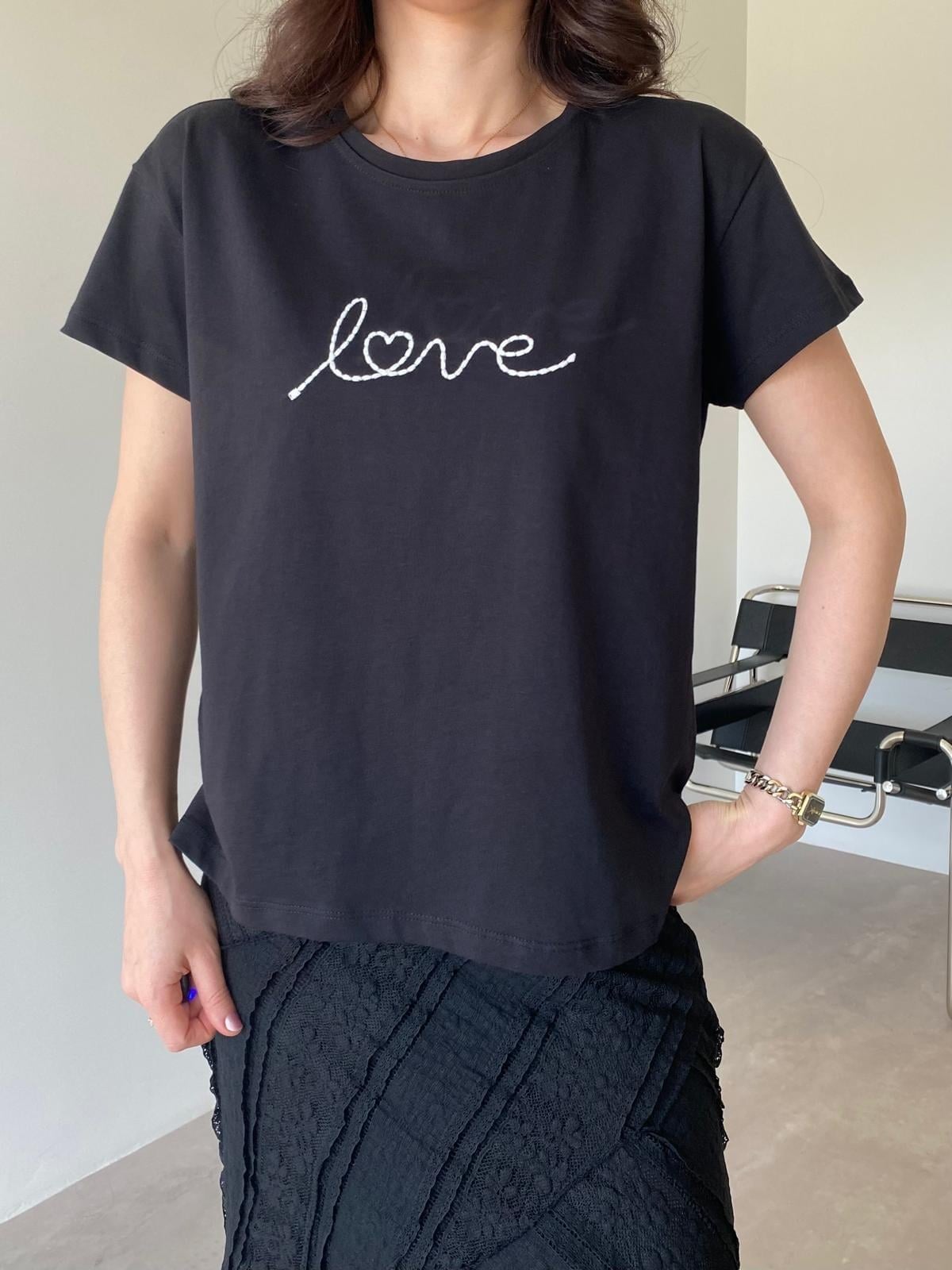 Siyah Love Nakışlı Tişört