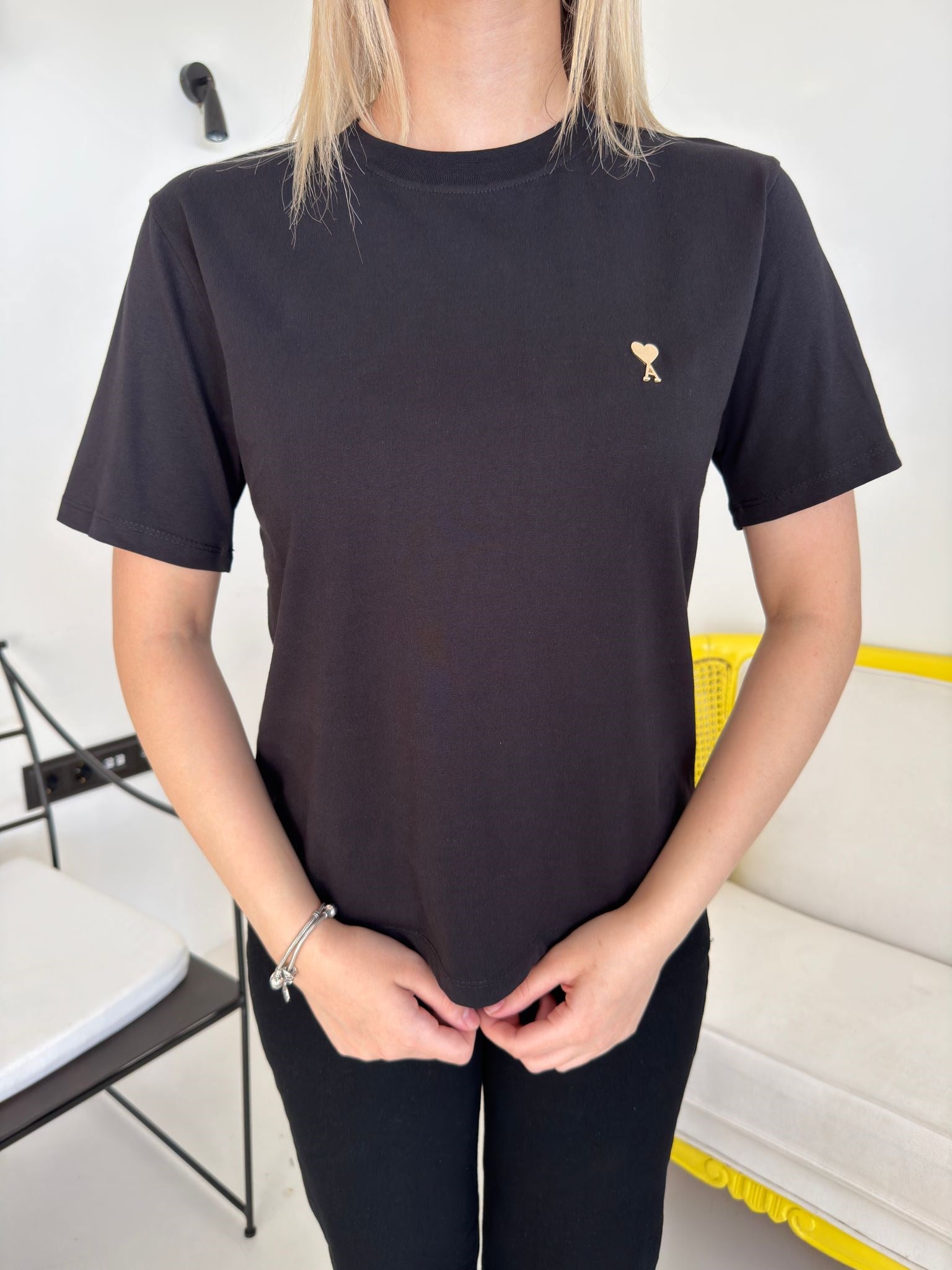 Siyah Marka Model Harfli Tişört