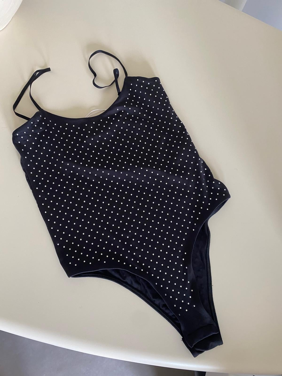 Siyah Taşlı Askılı Bodysuit