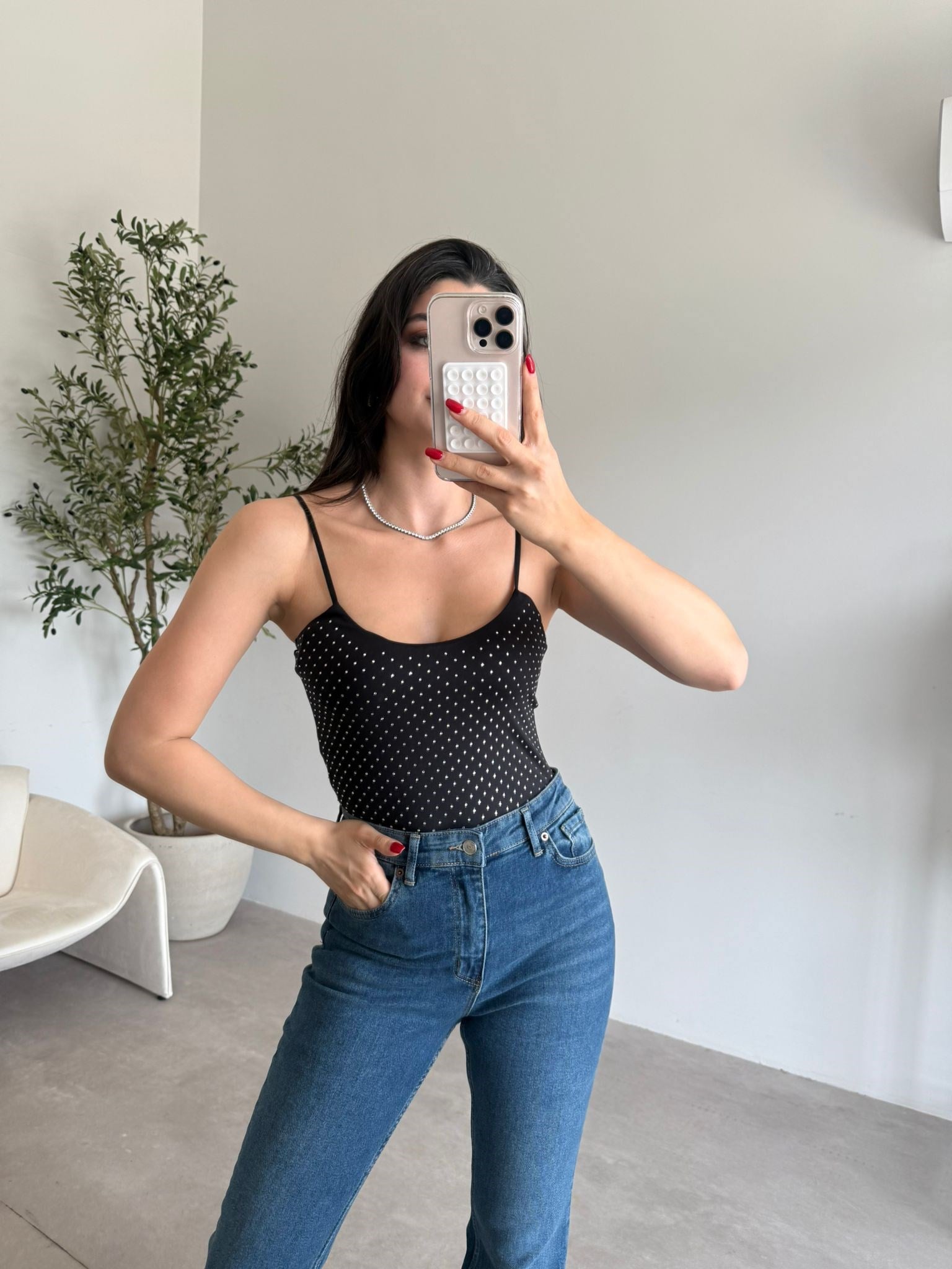 Siyah Taşlı Askılı Bodysuit