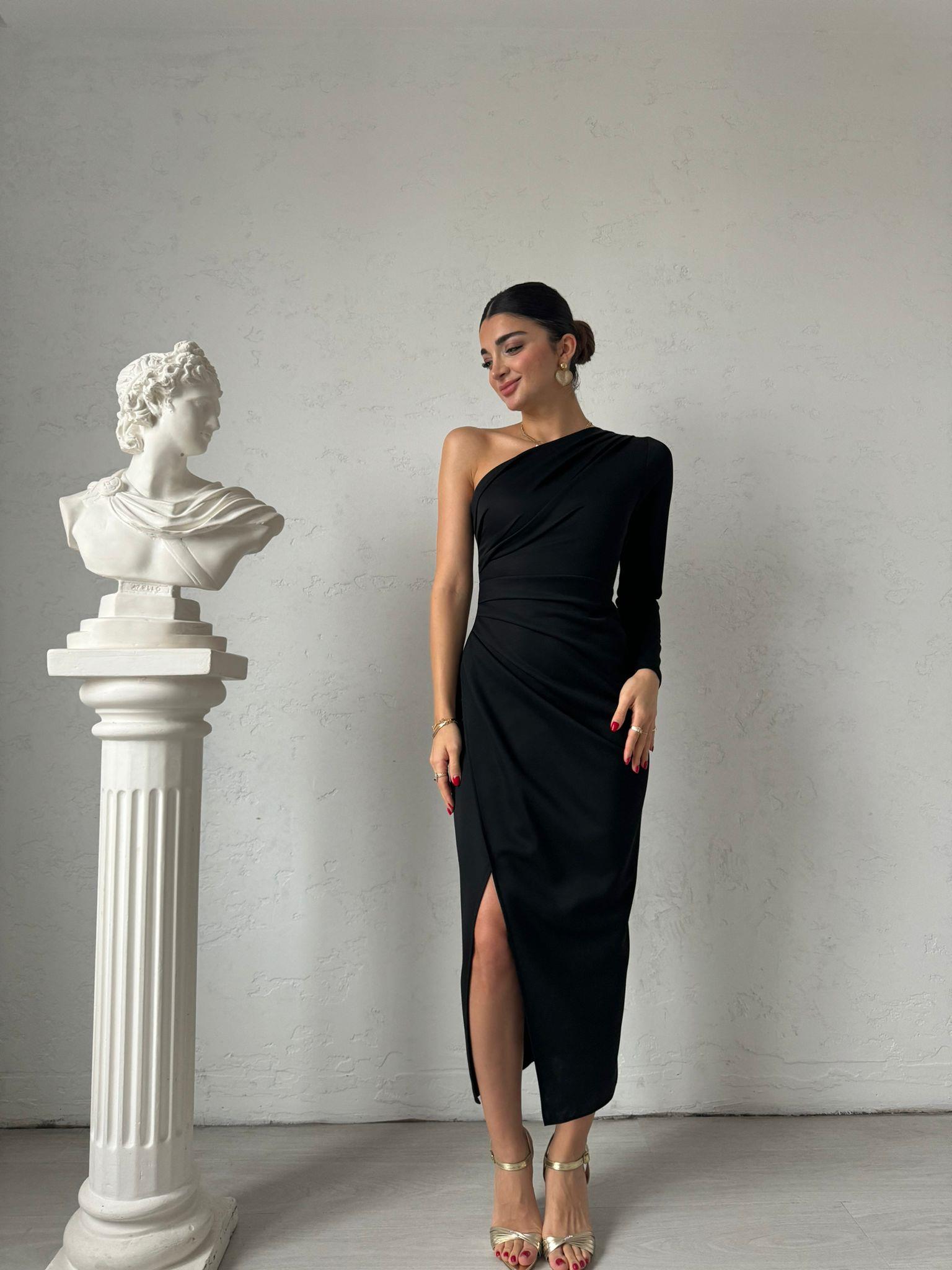 Siyah Tek Omuz Drapeli Elbise