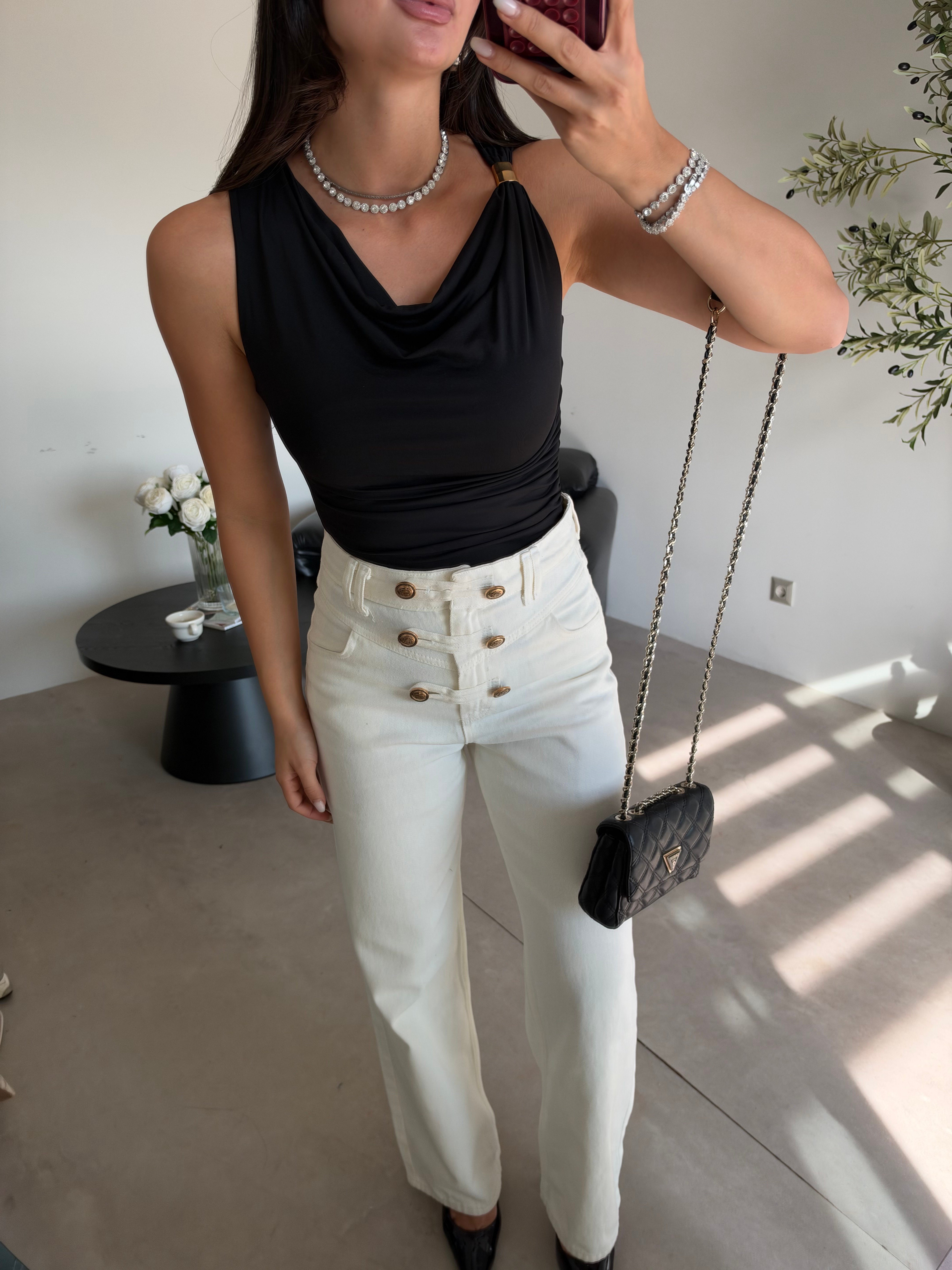 Siyah Toka Detaylı Likralı Bodysuit