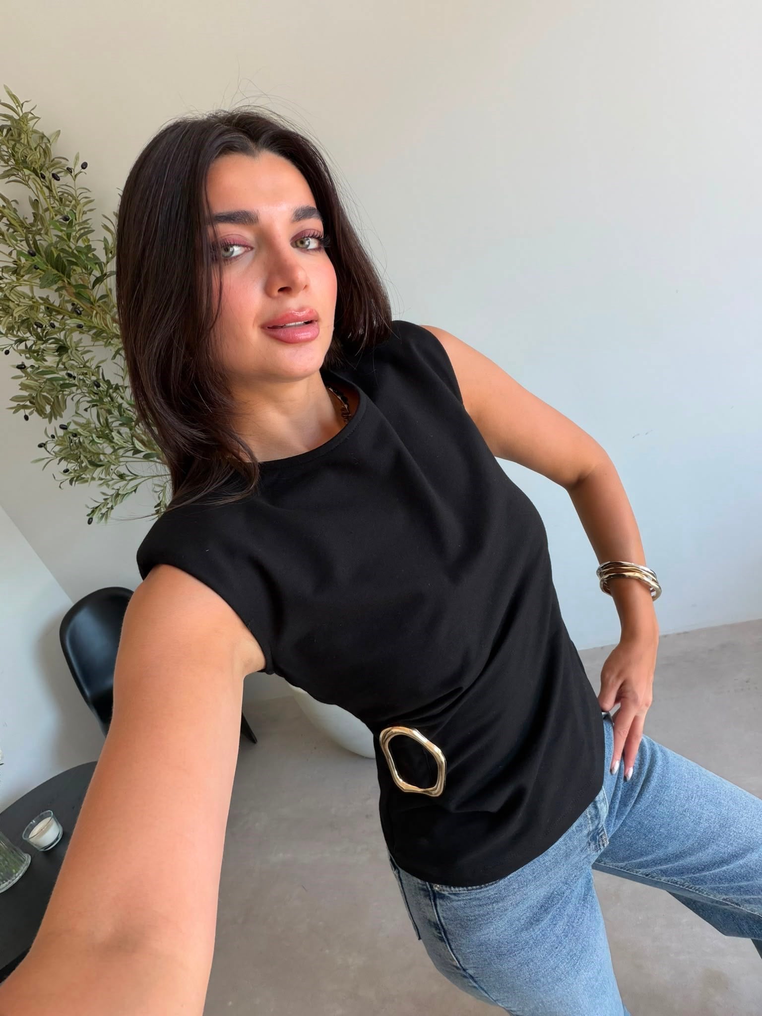 Siyah Vatkalı Gold Tokalı Bluz