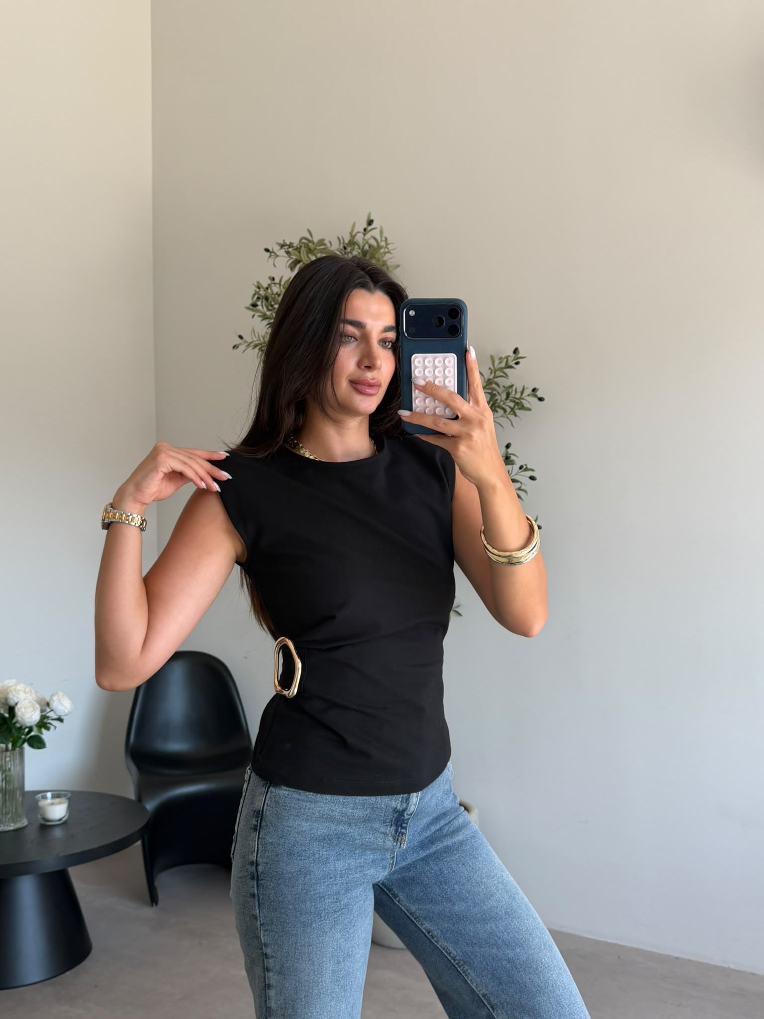 Siyah Vatkalı Gold Tokalı Bluz