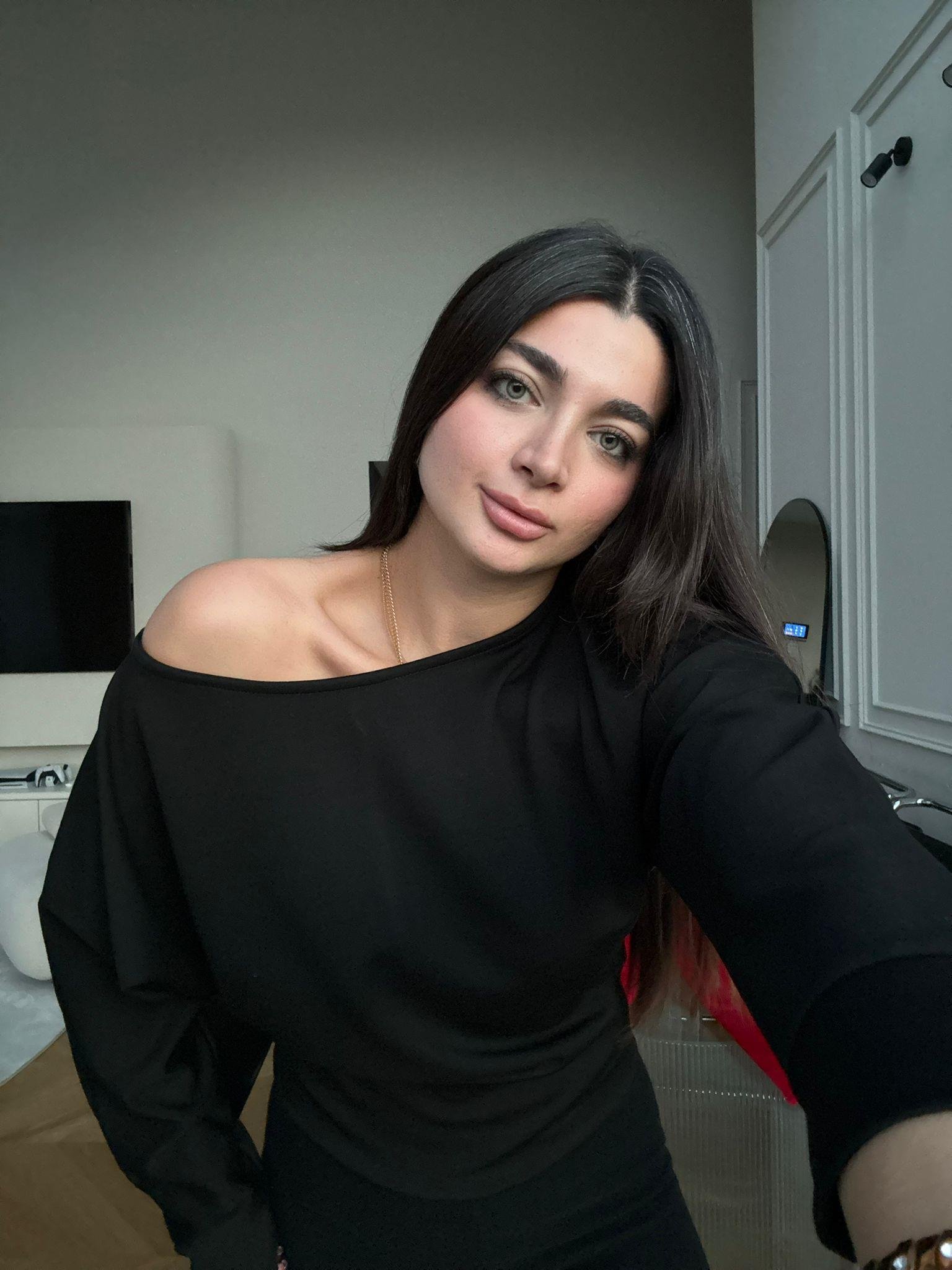 Siyah Yarasa Kol Basic Bluz