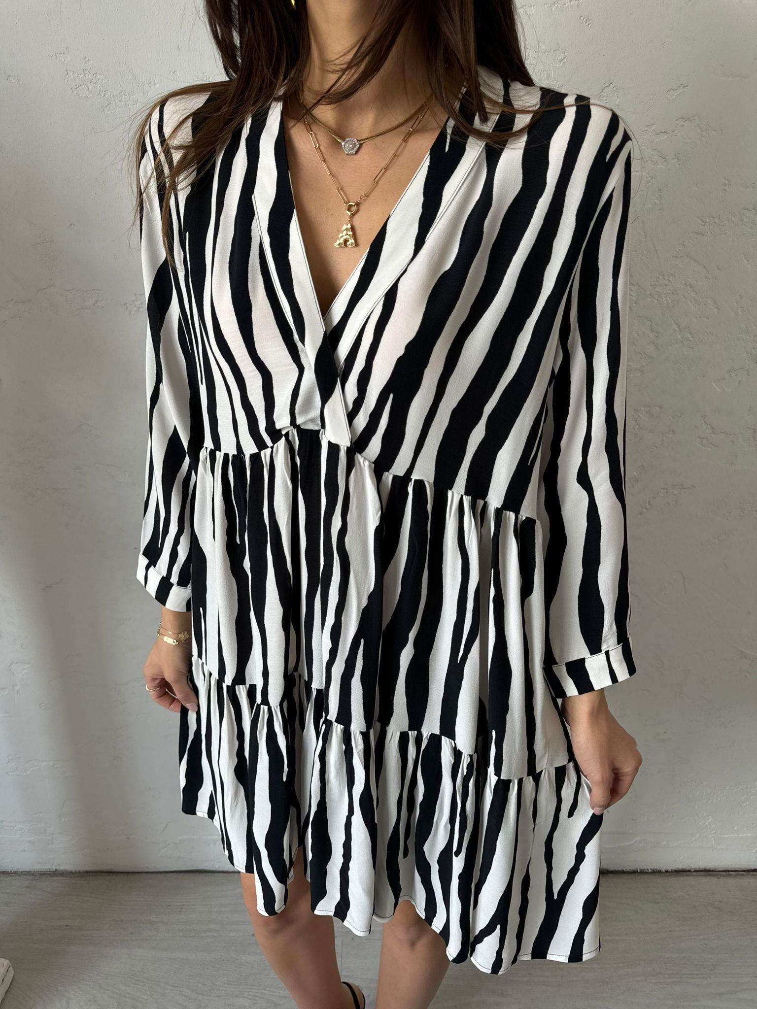 Siyah Zebra Desenli V Yaka Elbise