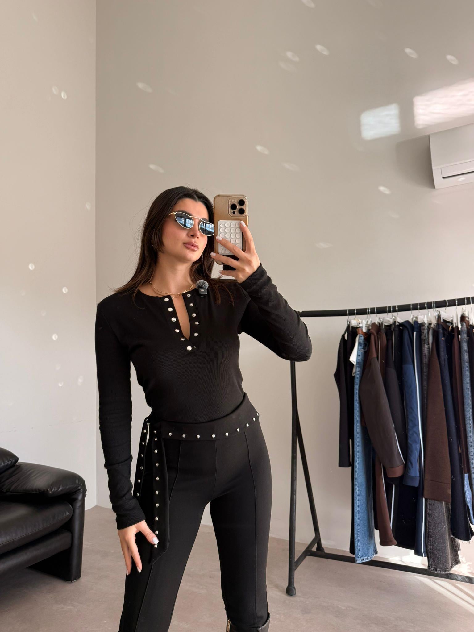 Siyah Zımba Detaylı Tayt Pantolon