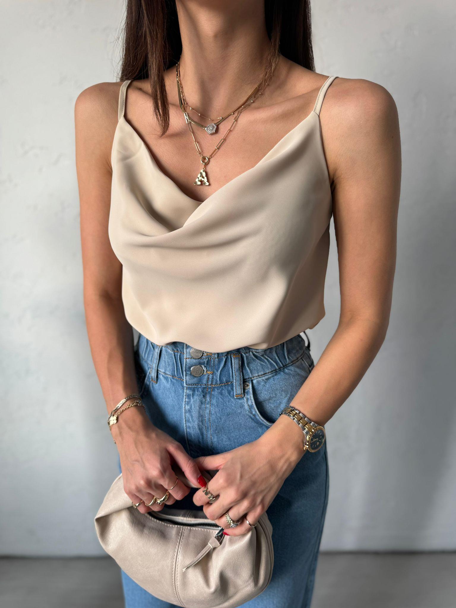 Taş Rengi Degaje Yaka Askılı Bluz