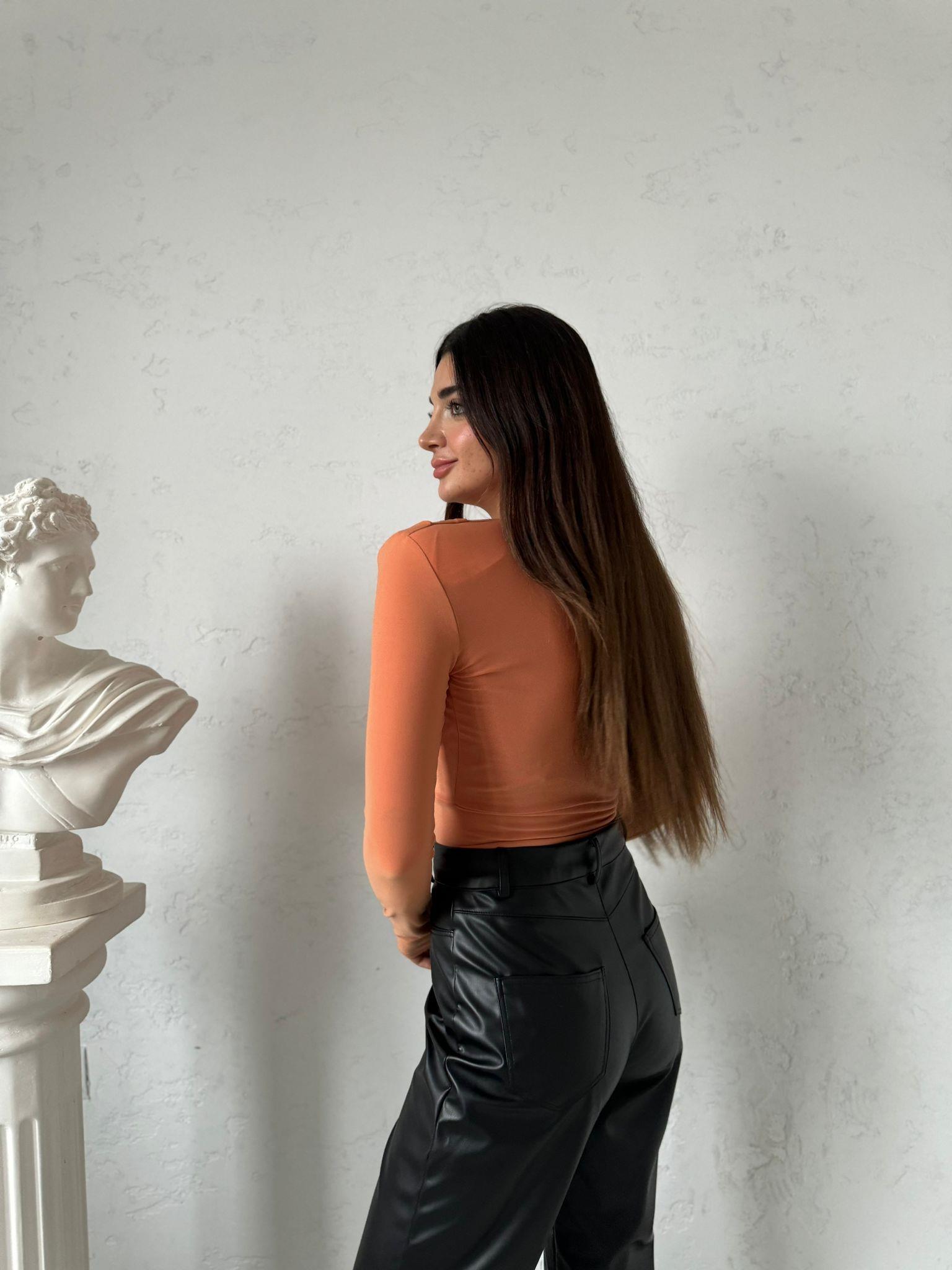 Turuncu Kruvaze Yaka Vatkalı Bluz