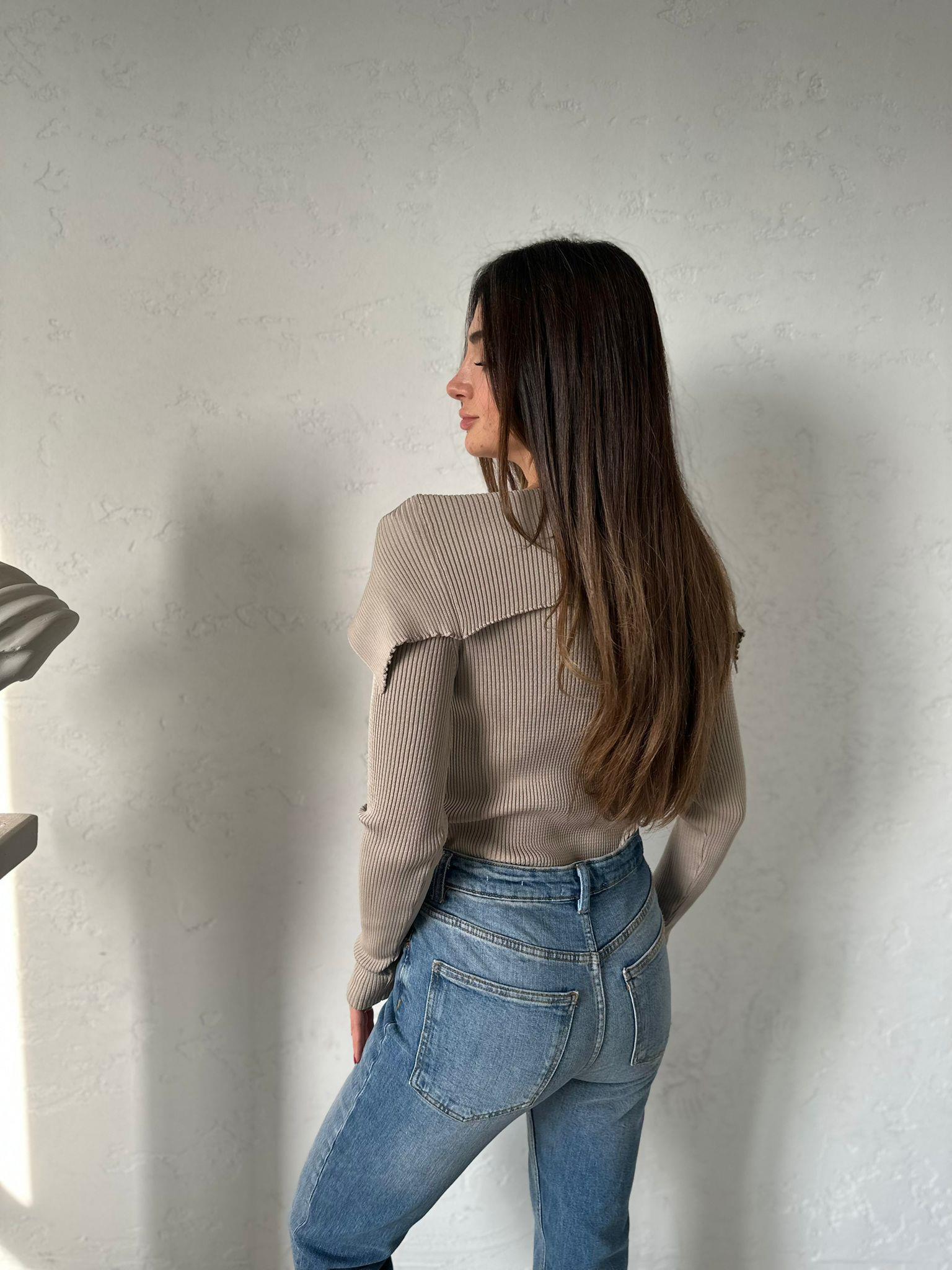 Vizon Yaka Detaylı Fitilli Bluz