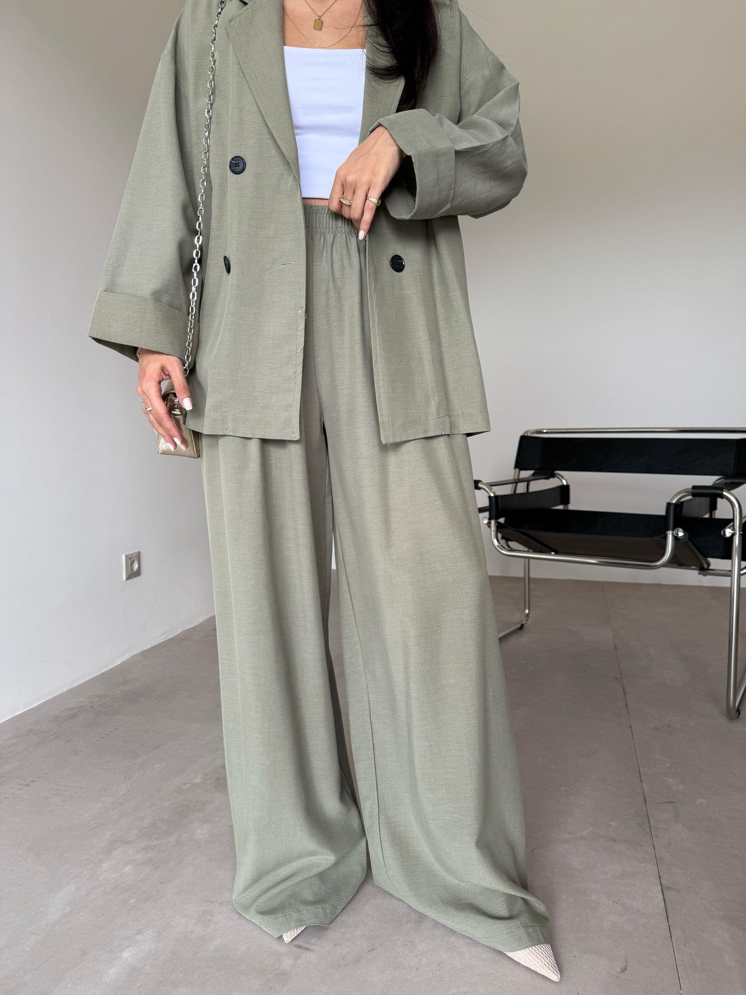 Yeşil Kolu Katlamalı Ceket Pantolon Takım
