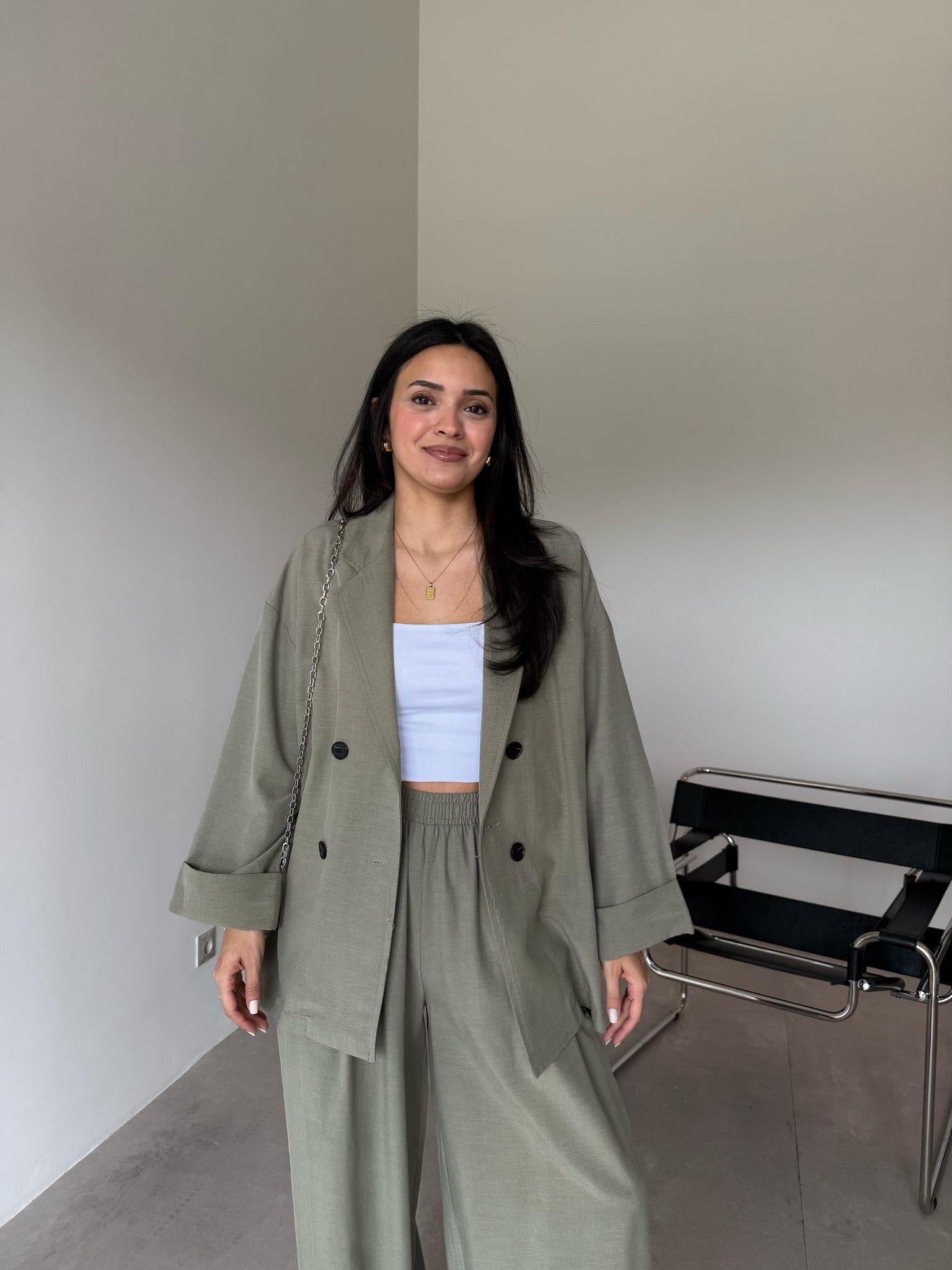 Yeşil Kolu Katlamalı Ceket Pantolon Takım