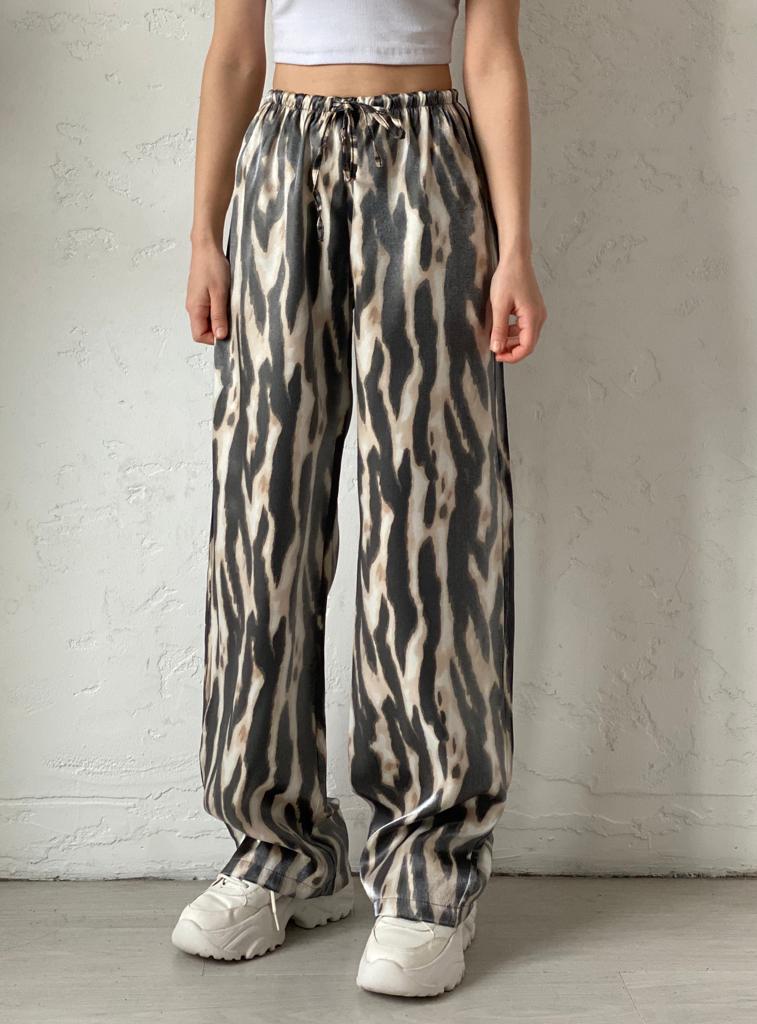Zebra Desenli Parlak Pantolon