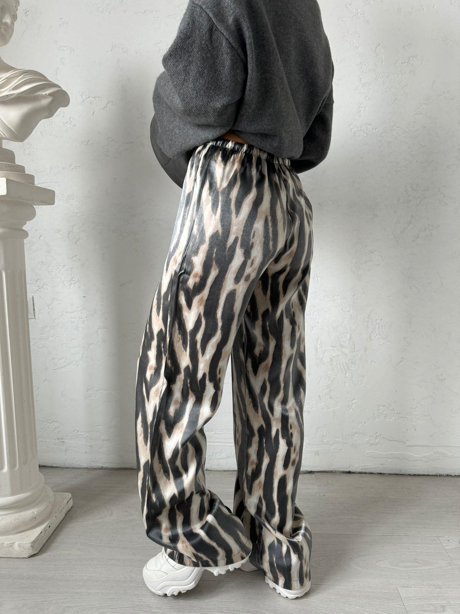 Zebra Desenli Parlak Pantolon