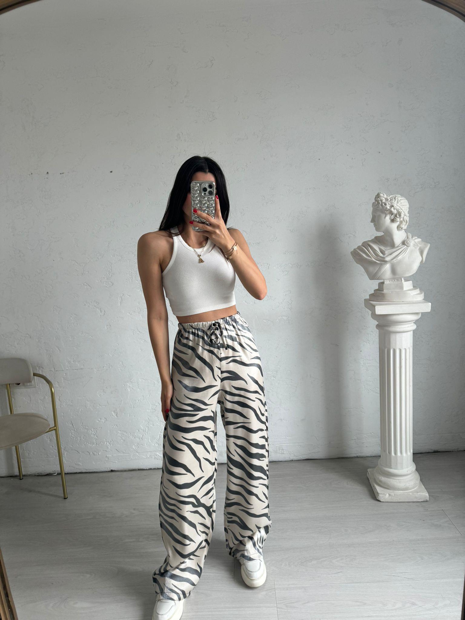 Zebra Desenli Parlak Pantolon