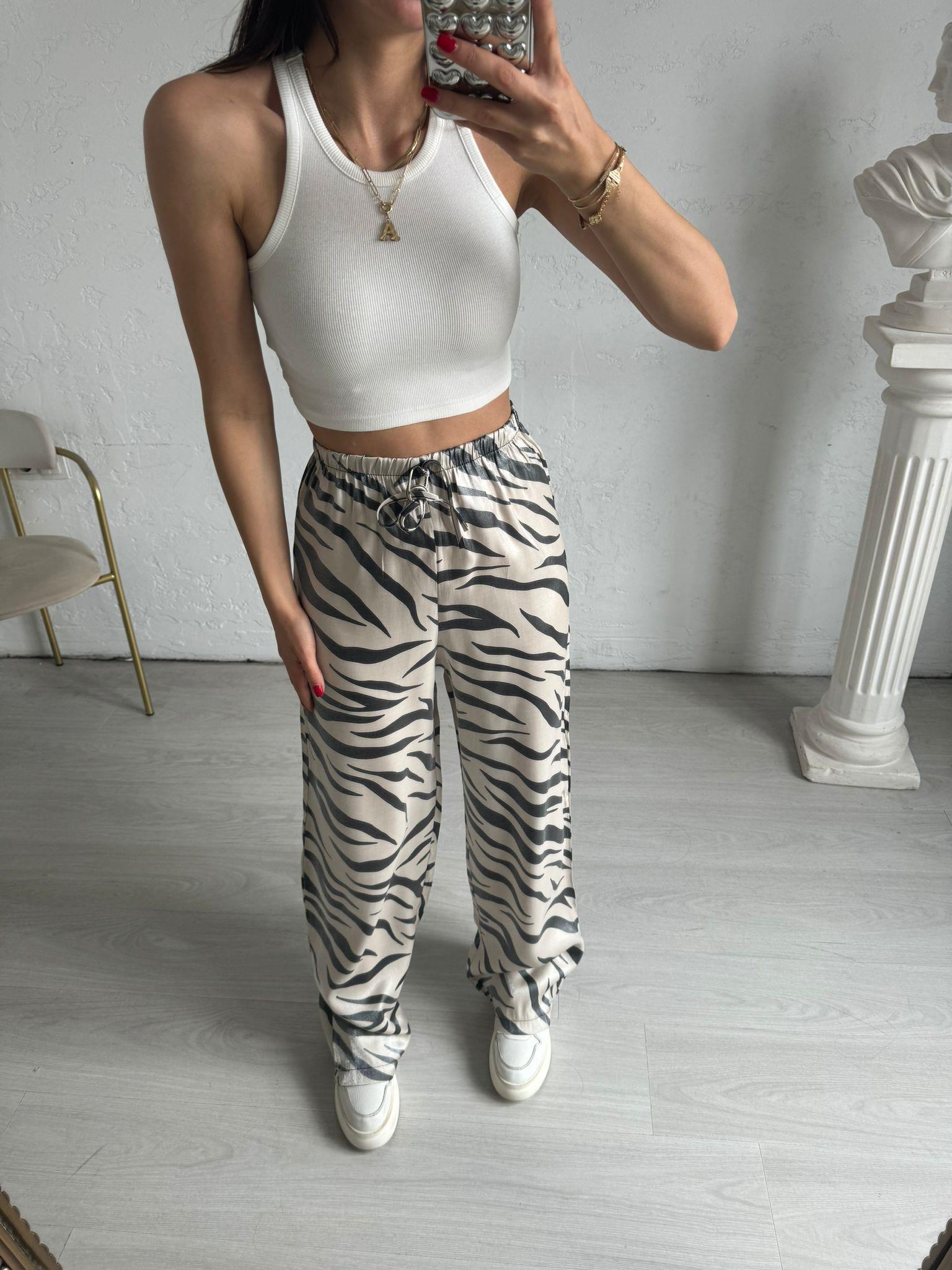 Zebra Desenli Parlak Pantolon