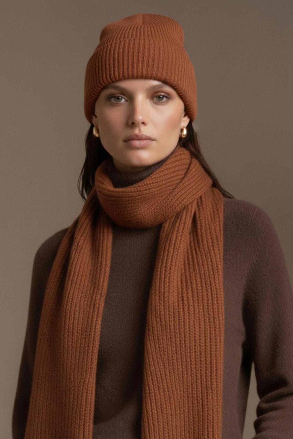 Ferraro A.Kahve %100 Kuzu Yünü Yumuşak Dokulu Kadın Triko Bere