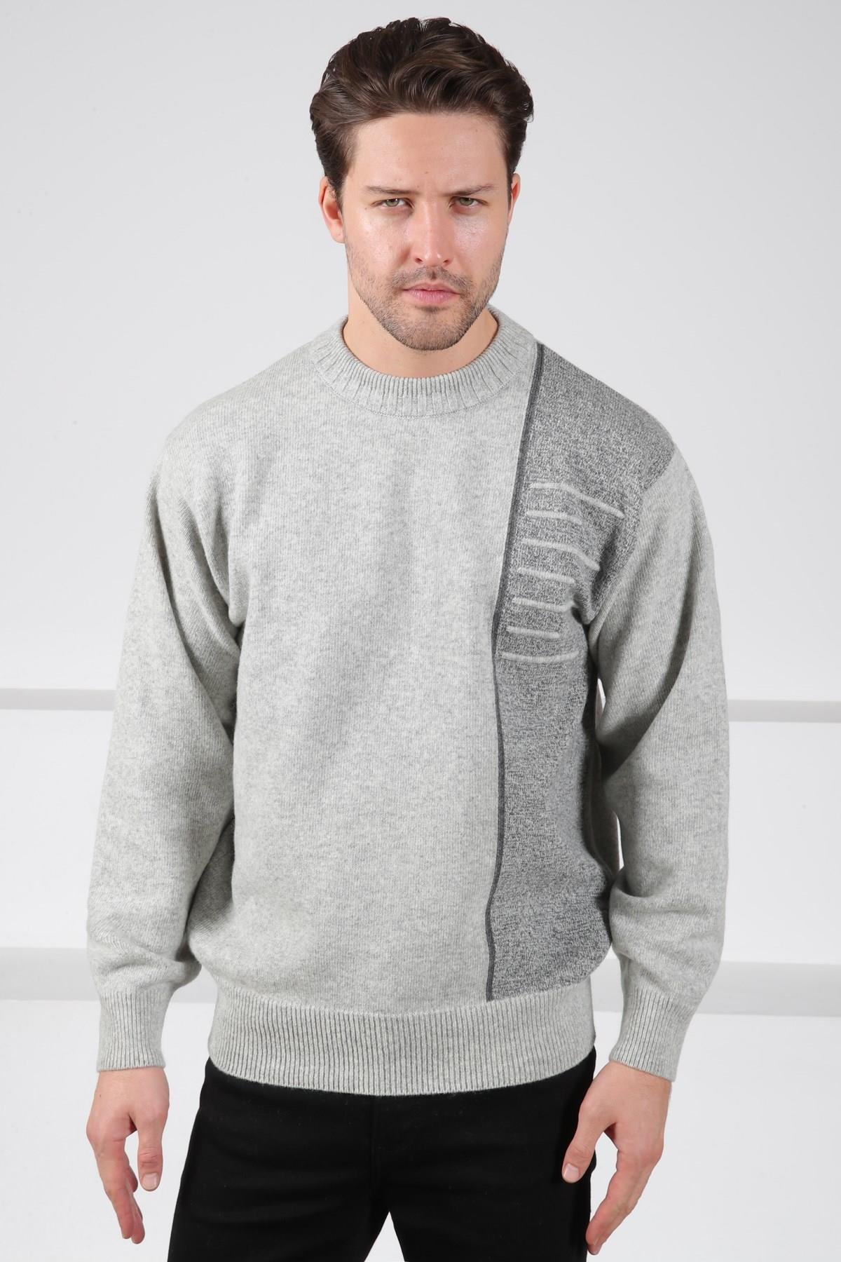 Ferraro A.Gri Bisiklet Yaka Çizgi Detaylı Uzun Kollu %100 Kuzu Yünü Erkek Triko Kazak