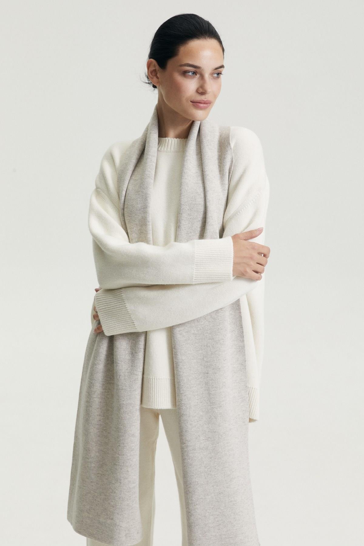 Ferraro A.Bej Kadın Atkı