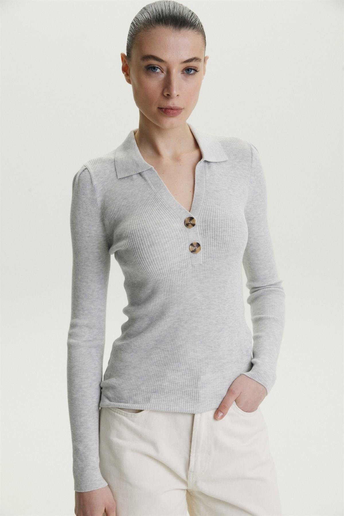 Ferraro A.Gri Gömlek Yaka Düğmeli Pamuklu Triko Kazak