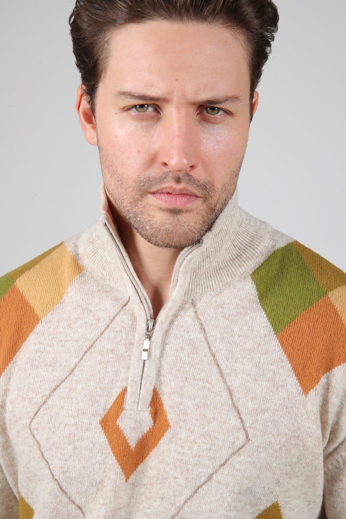 Ferraro A.Bej Balıkçı Yaka Fermuarlı Camel Yeşil Desen Detaylı Uzun Kollu %100 Kuzu Yünü Erkek Triko Kazak