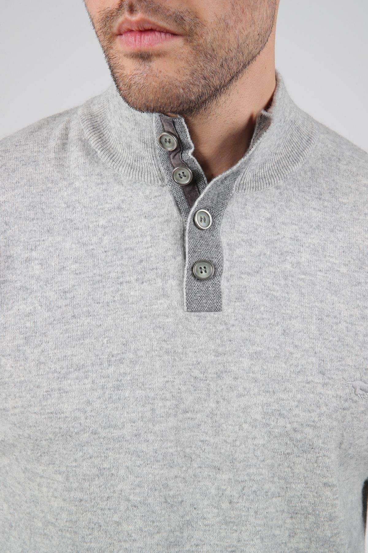 Ferraro A.Gri Düğmeli Yarım Balıkçı Yaka Uzun Kollu %100 Kuzu Yünü Erkek Triko Kazak