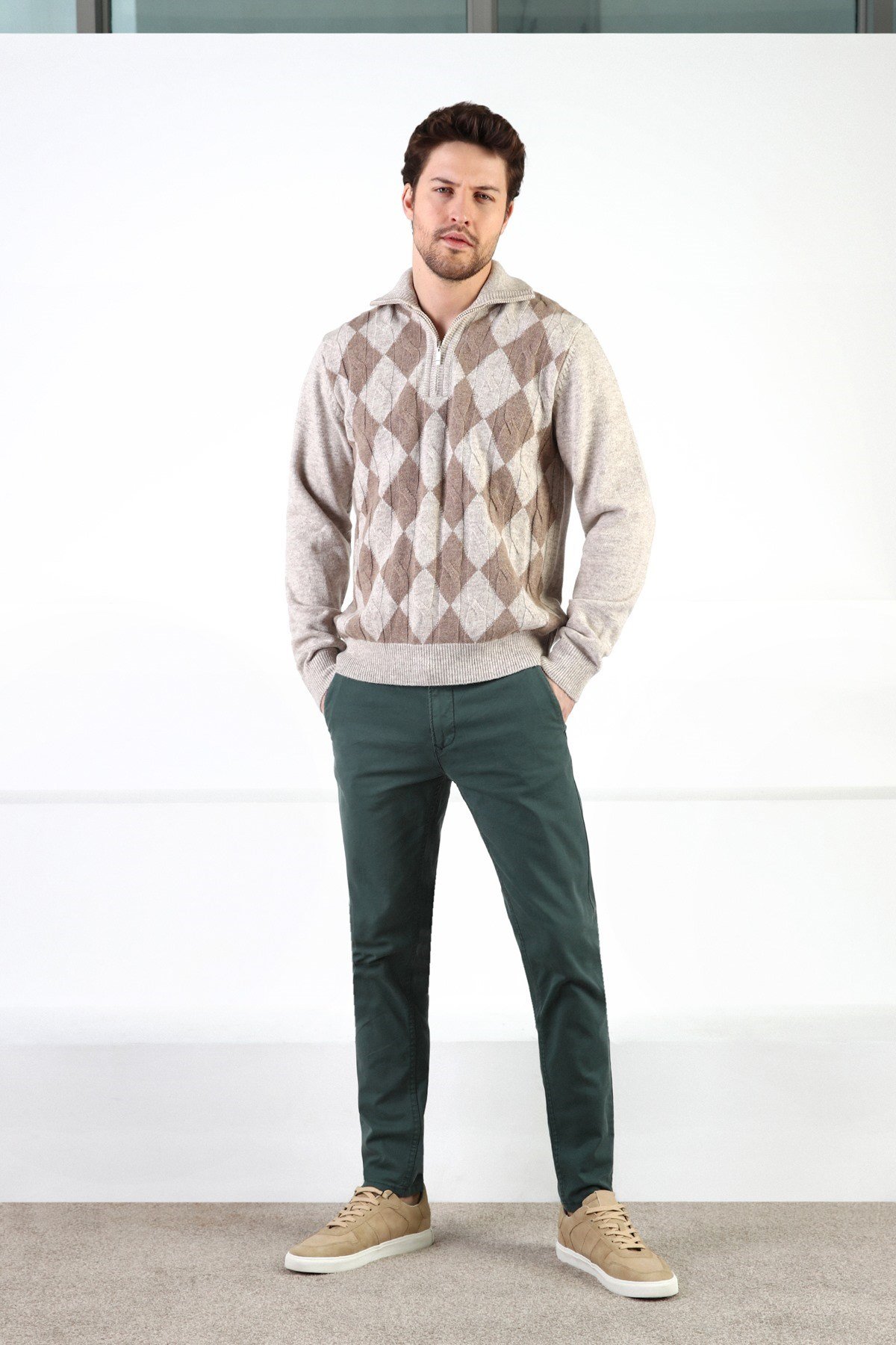 Ferraro A.Bej Baklava Desenli Dik Yaka %100 Kuzu Yünü Erkek Kazak