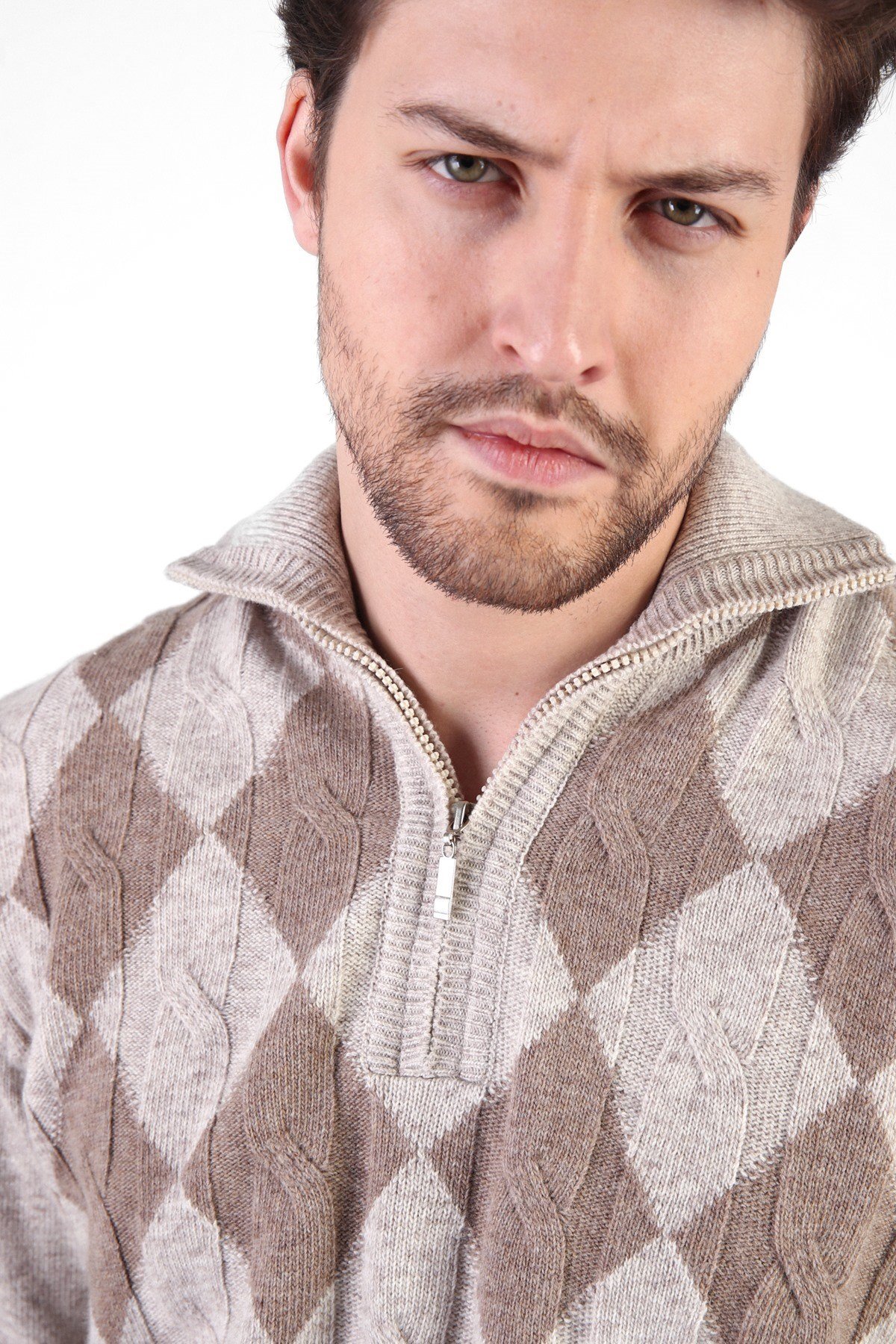 Ferraro A.Bej Baklava Desenli Dik Yaka %100 Kuzu Yünü Erkek Kazak