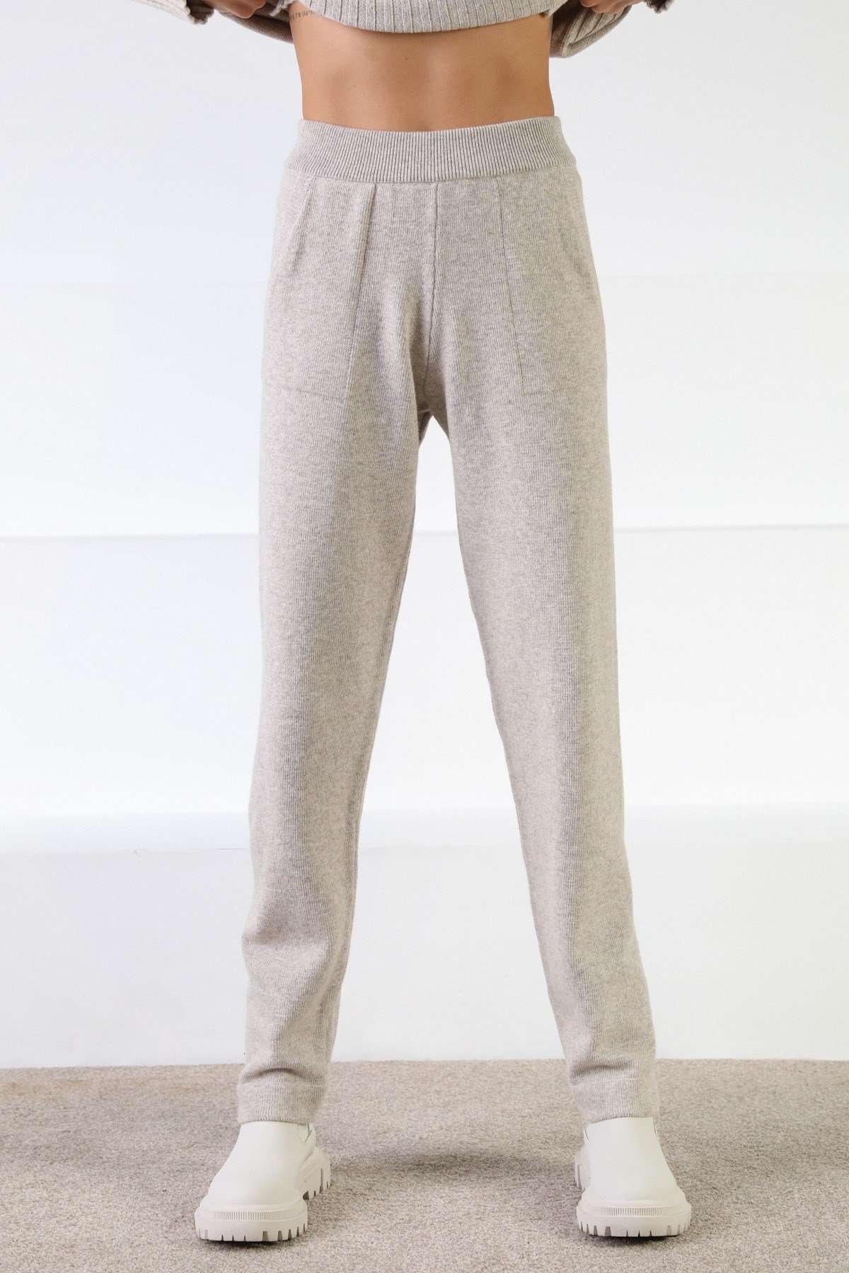 Ferraro A.Bej Kaşmirli Kadın Triko Pantolon