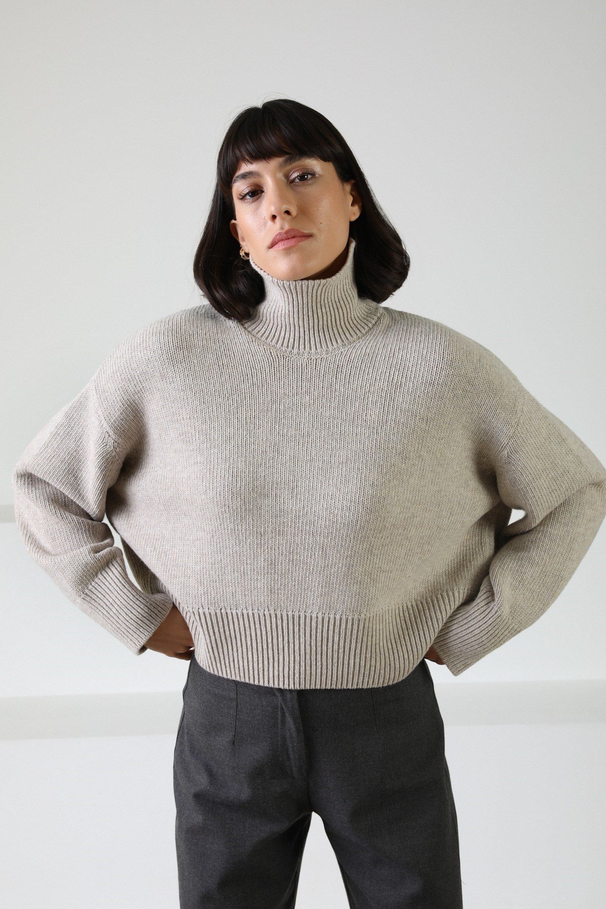 Ferraro A.Bej Uzun Kollu Balıkçı Yaka Kaşmirli Kadın Triko Kazak